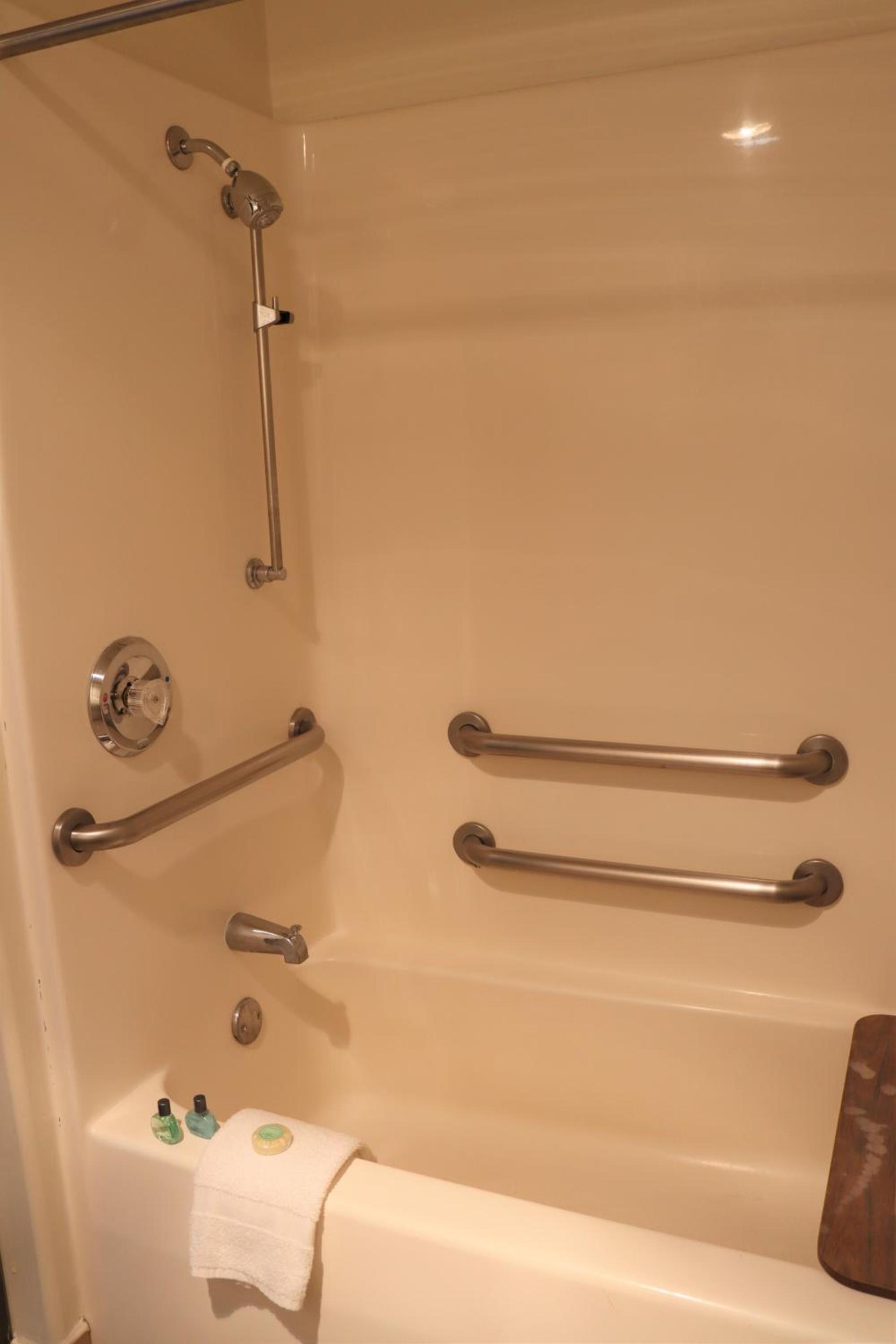 Sagebrush Inn & Suites photo 83