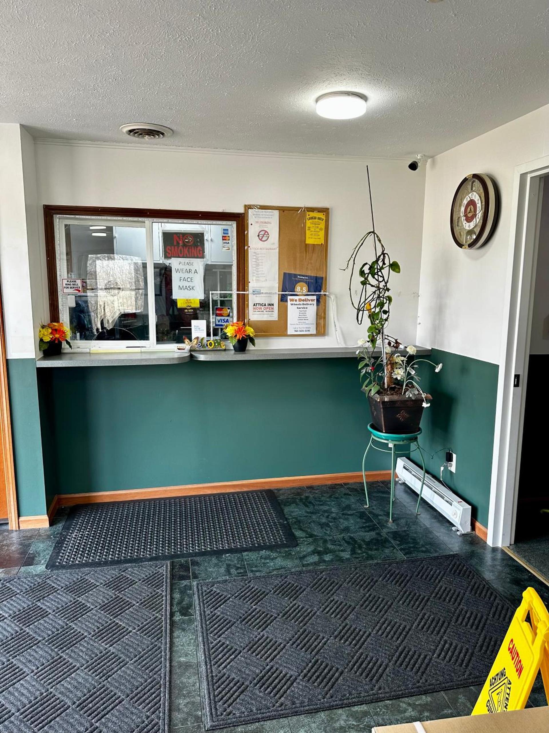 Attica Inn photo 45