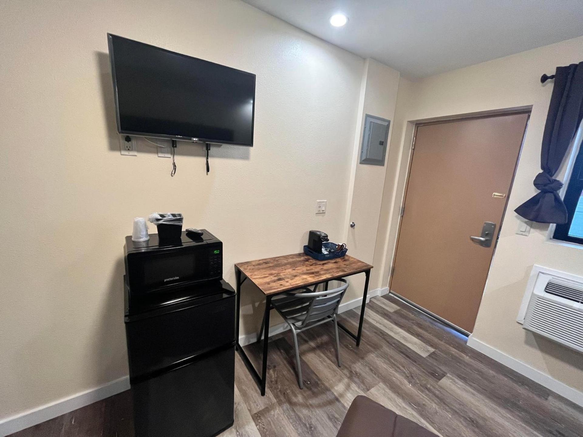 Circle Motor Lodge photo 6