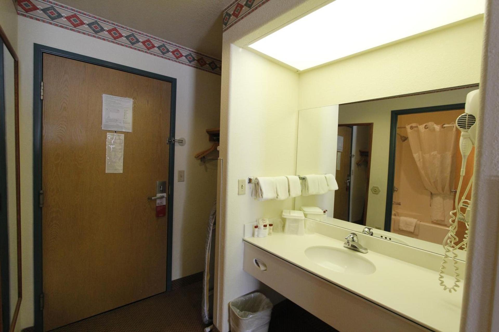 Ramada by Wyndham Williams/Grand Canyon Area photo 17