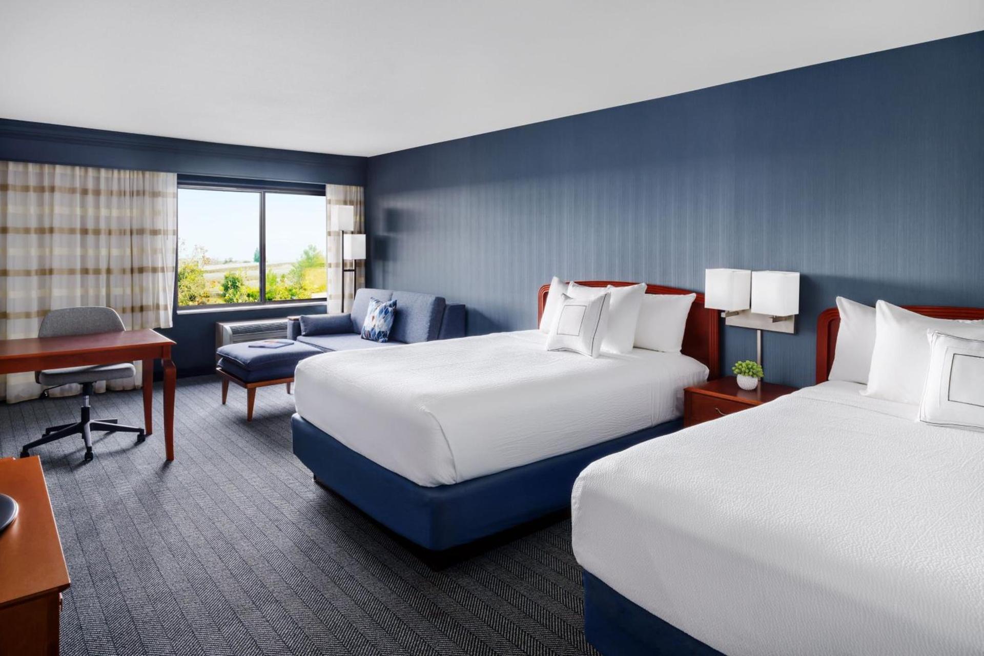 Courtyard by Marriott Sacramento Folsom photo 9