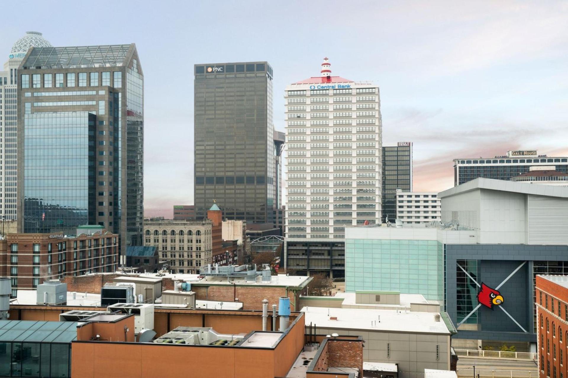 Moxy Louisville Downtown photo 59