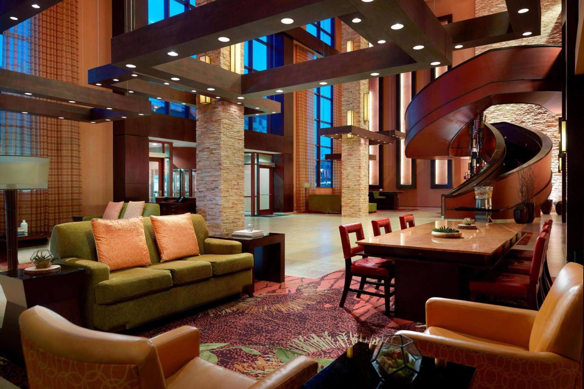 Marriott Bloomington Normal Hotel and Conference Center photo 26