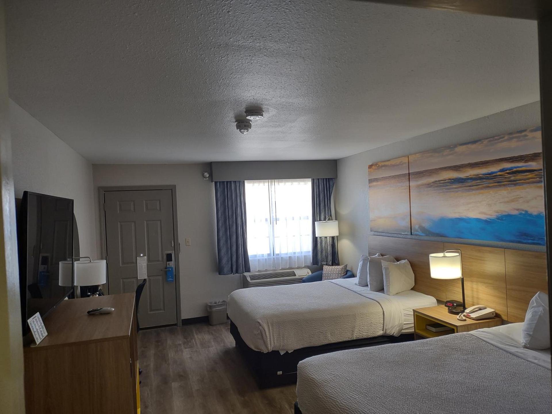 Days Inn by Wyndham Lonoke photo 44