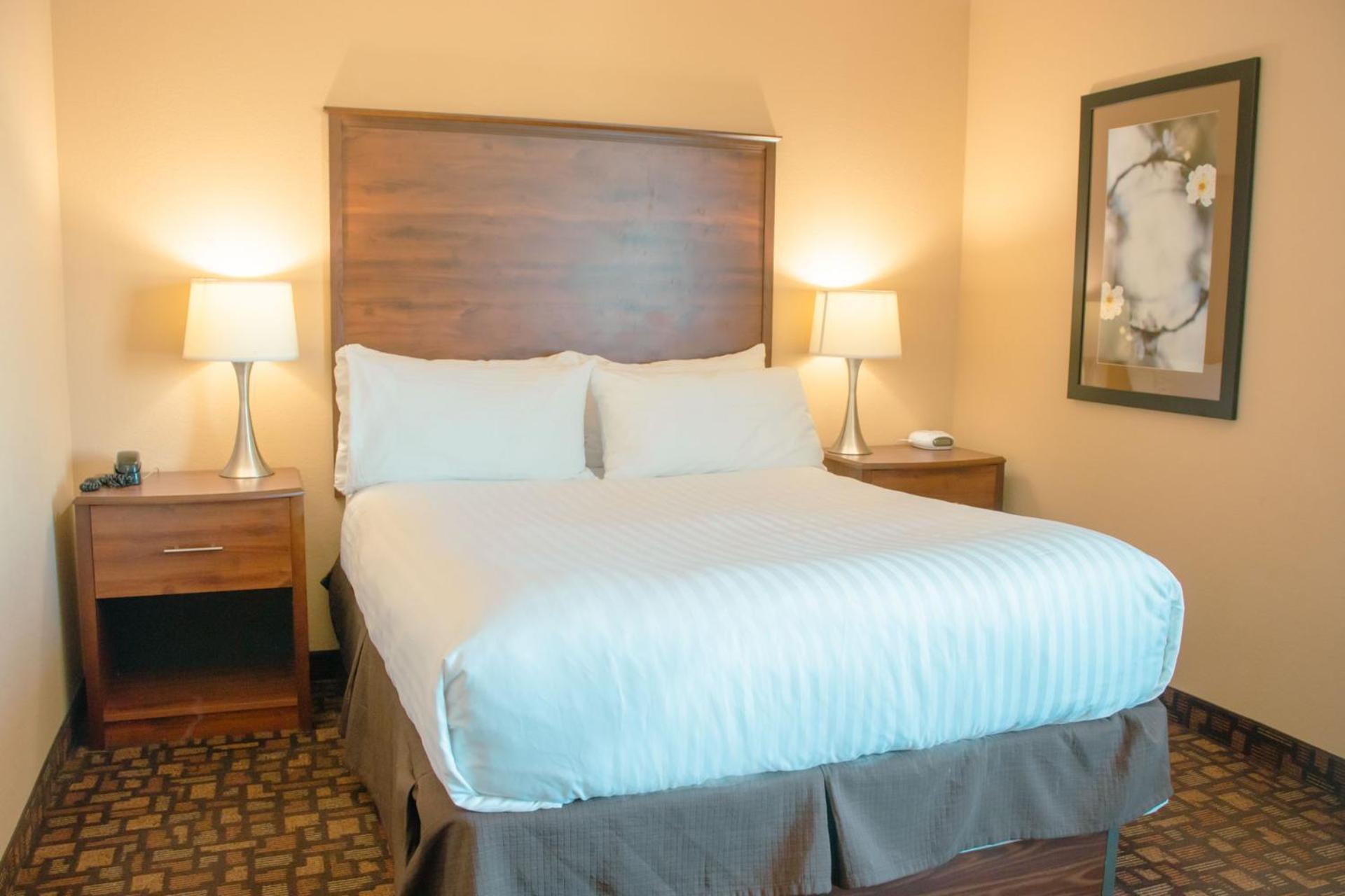 Comfort Inn & Suites Grand Forks near Alerus Center photo 25