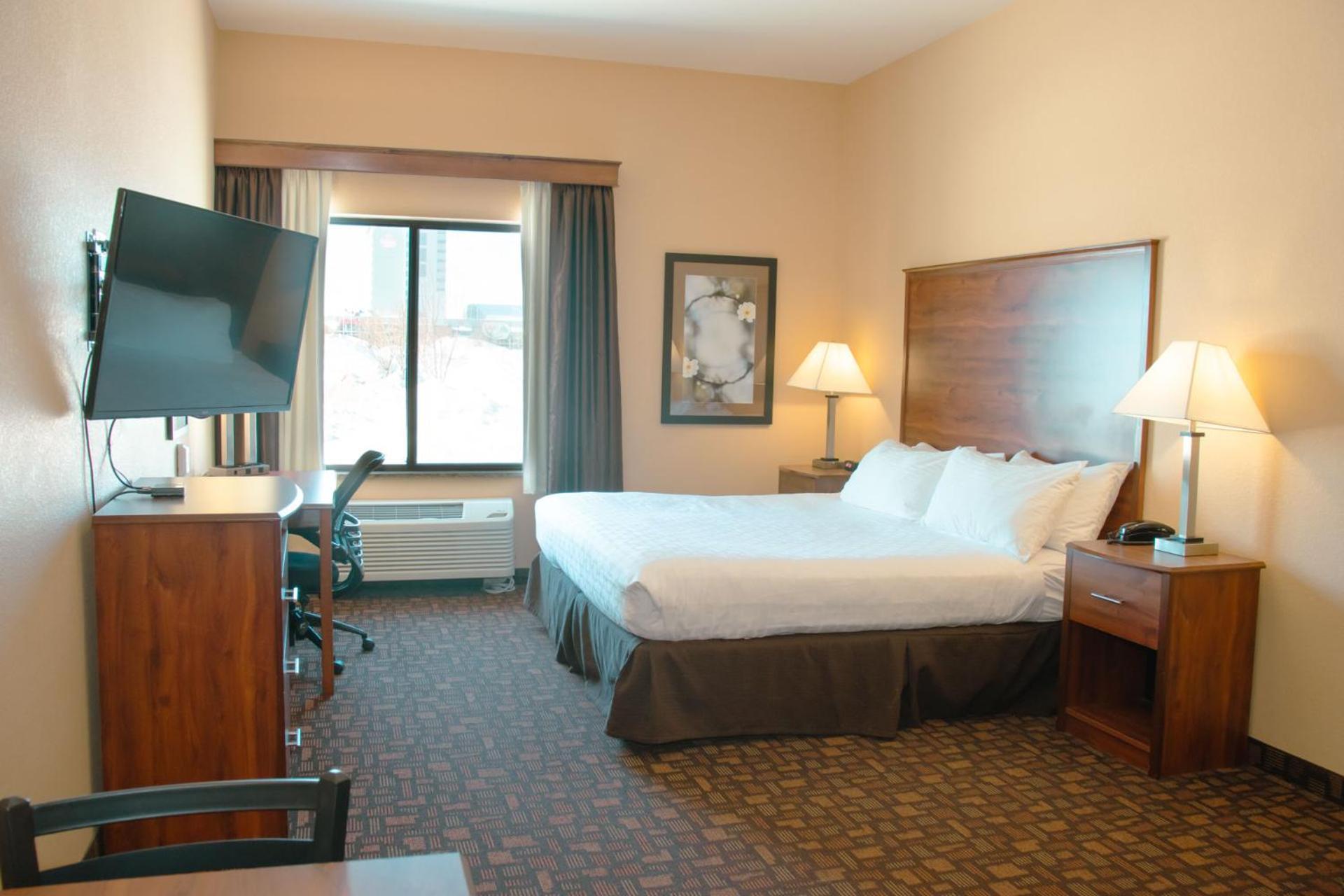 Comfort Inn & Suites Grand Forks near Alerus Center photo 28