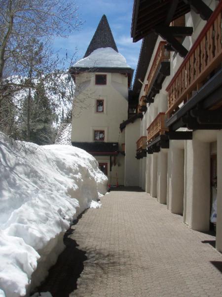 GetAways at Olympic Village Inn photo 7