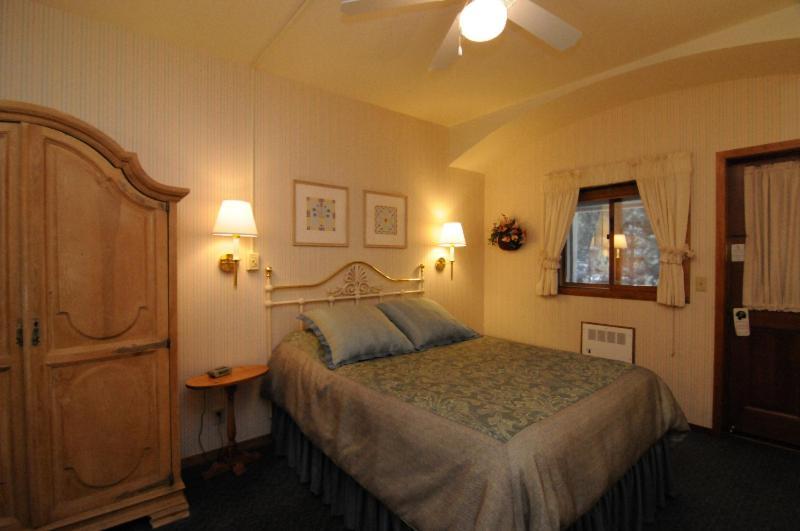 GetAways at Olympic Village Inn photo 24