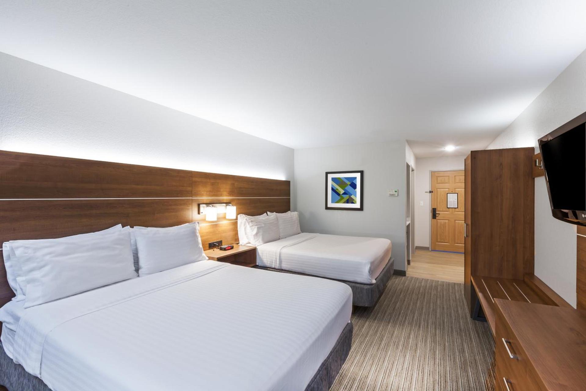 Holiday Inn Express & Suites Tulsa S Broken Arrow Hwy 51 by IHG photo 10