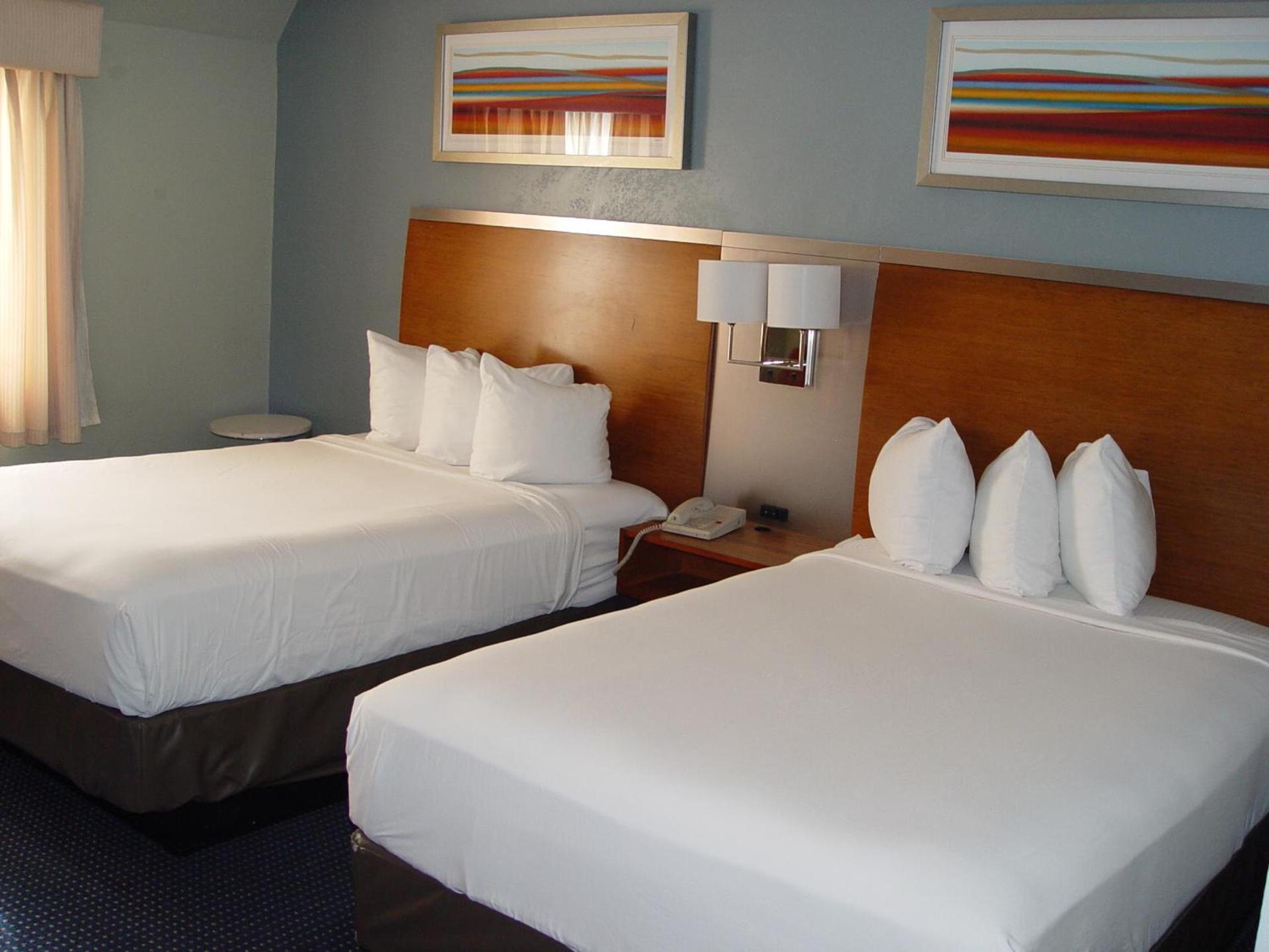 Clarion Hotel Bakersfield North photo 26