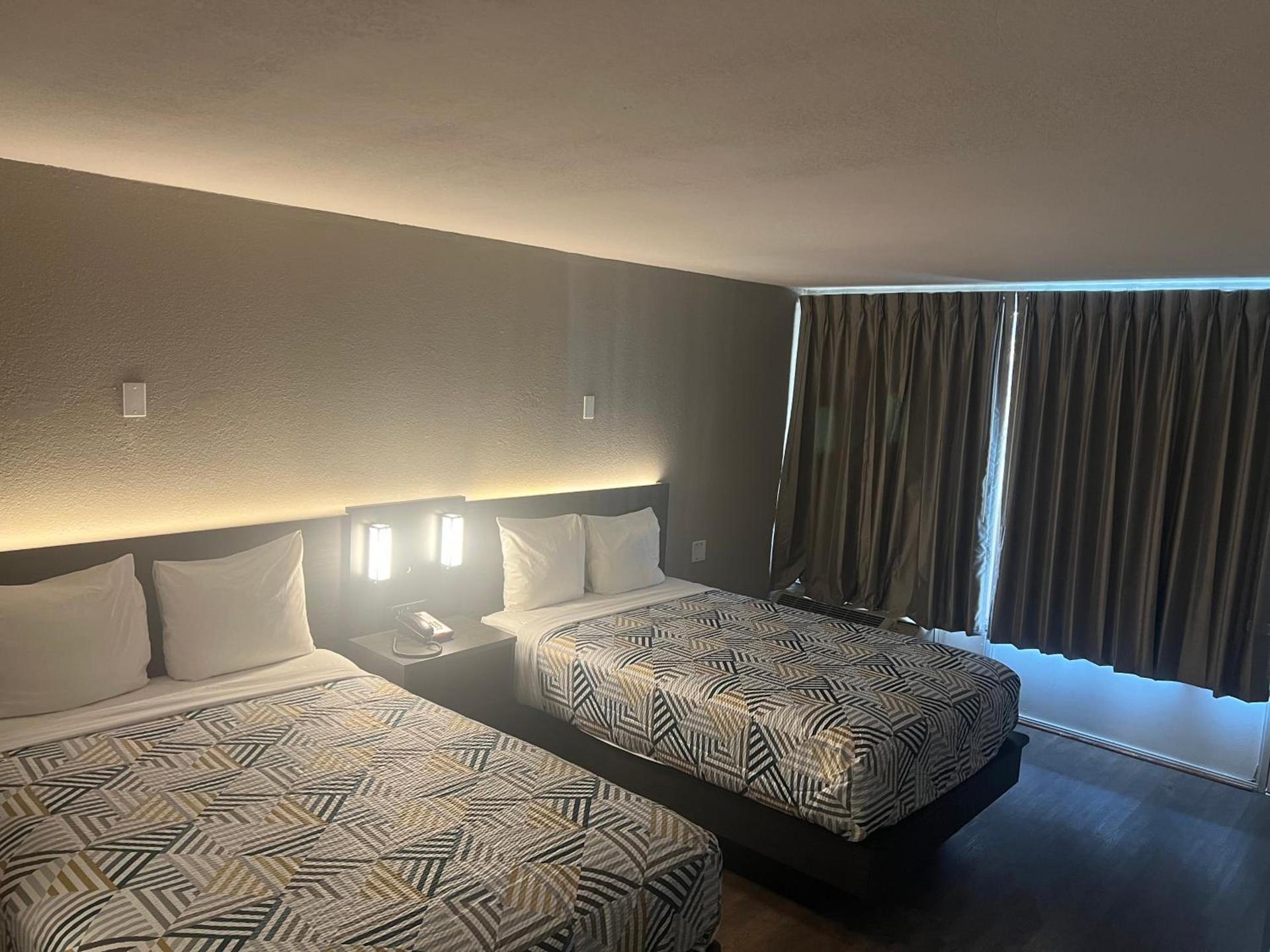 Motel 6 Glendale Phoenix photo 10