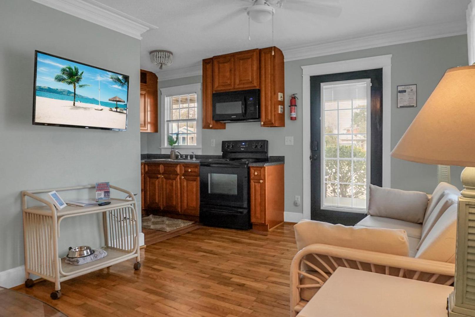 Carolina Beach Inn photo 16