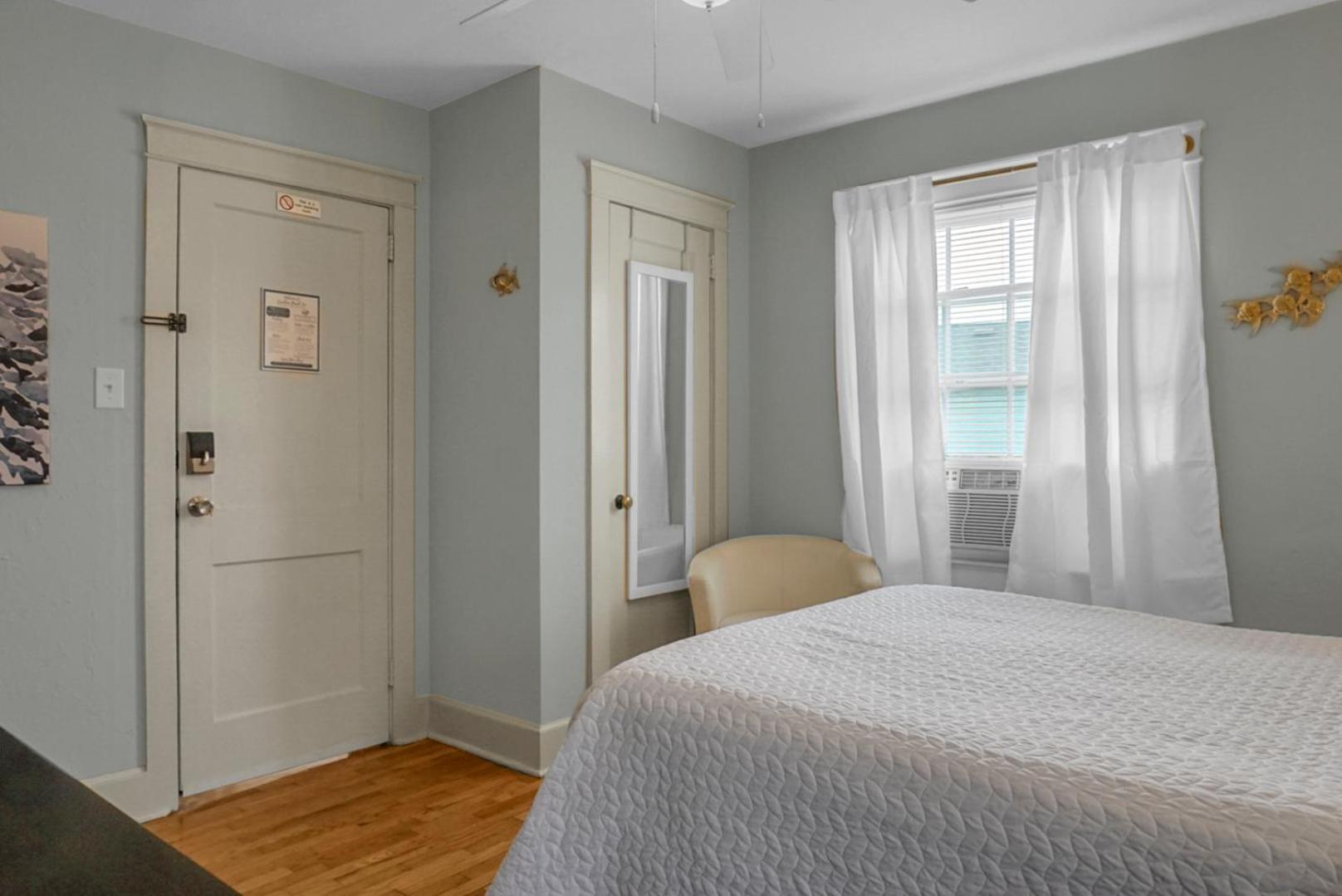 Carolina Beach Inn photo 74