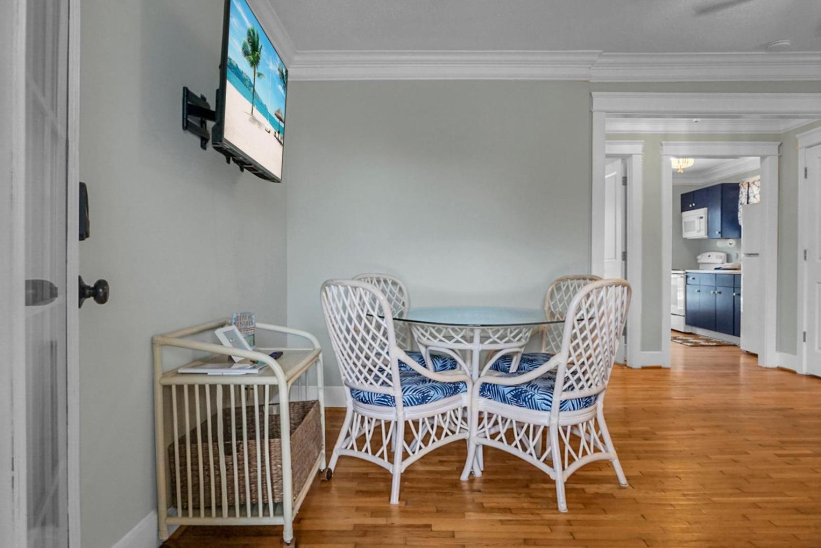 Carolina Beach Inn photo 48