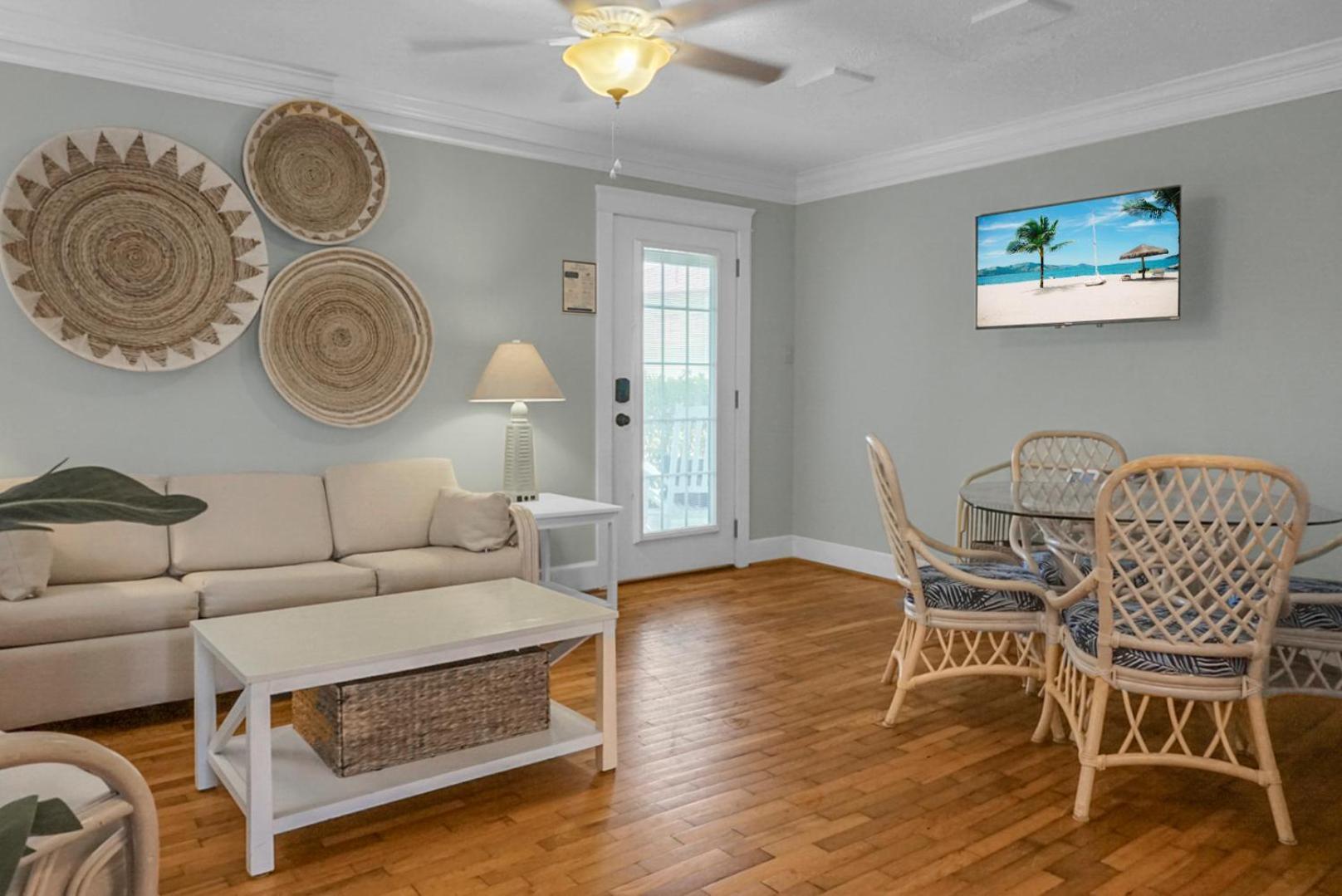 Carolina Beach Inn photo 46