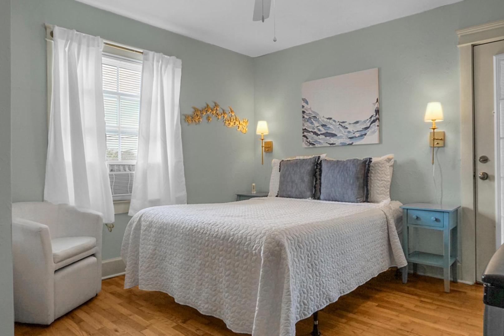 Carolina Beach Inn photo 73