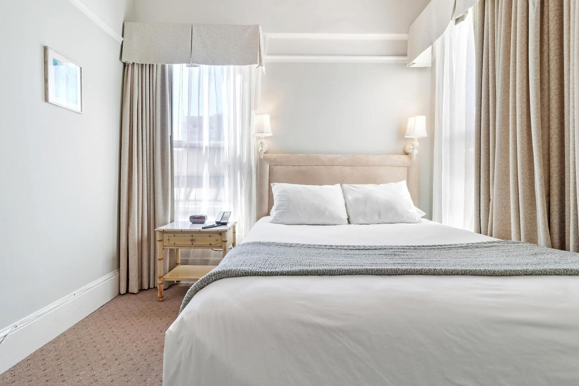 Cornell Hotel photo 9