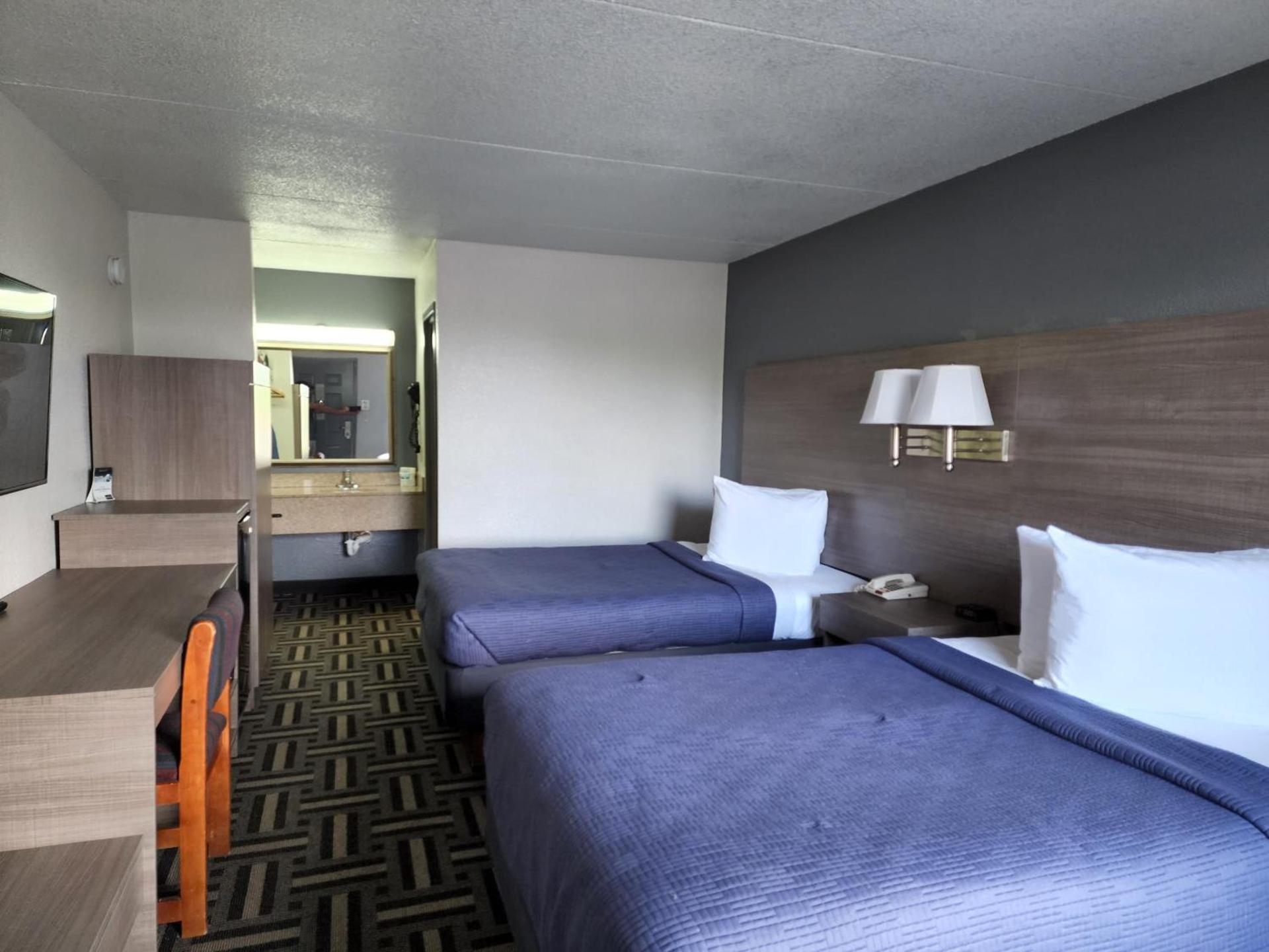 Drakes Creek Inn photo 38