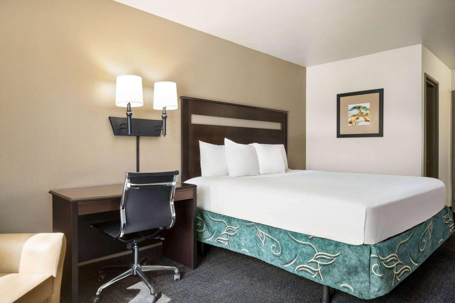 Travelodge by Wyndham Yuma photo 21