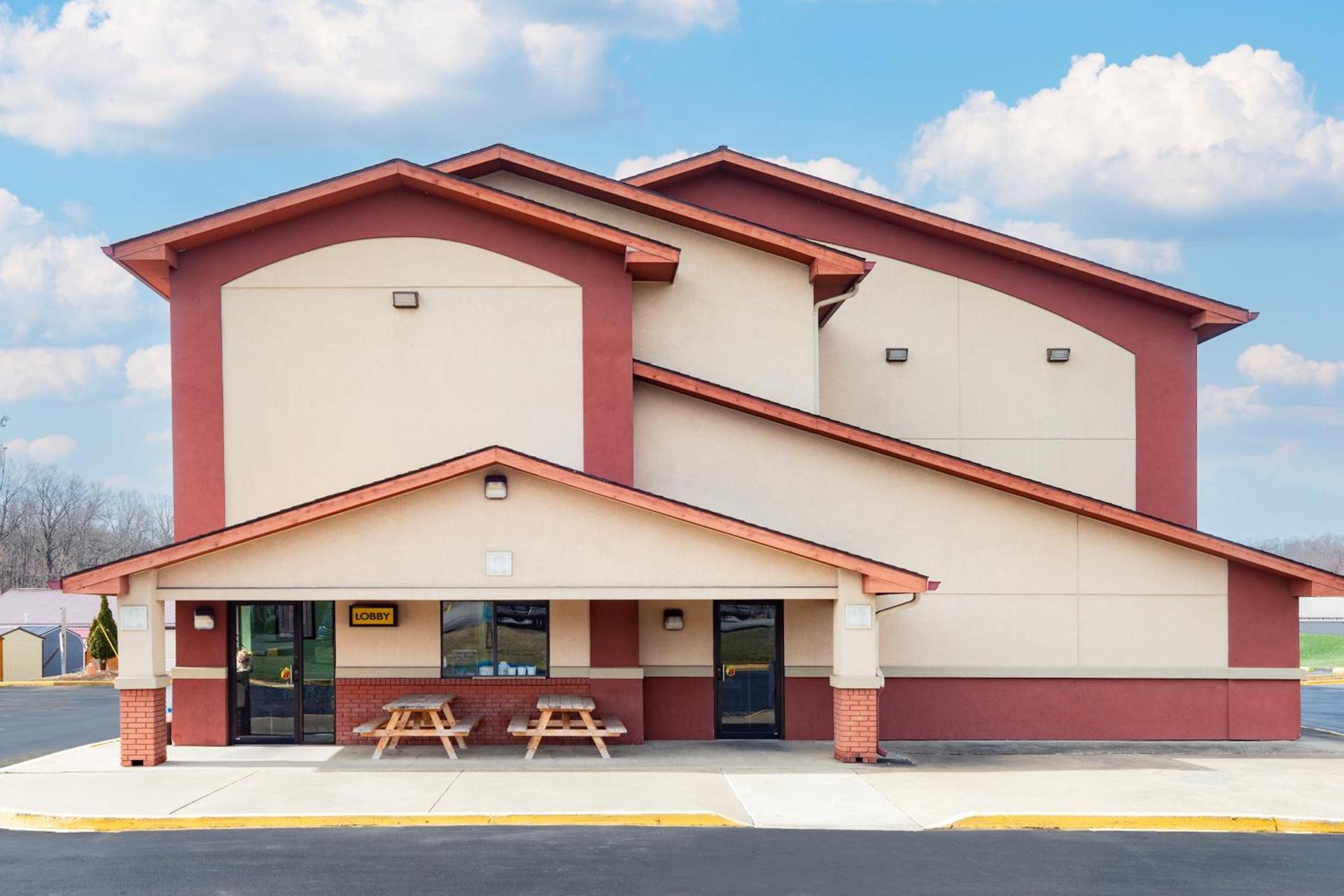 Super 8 by Wyndham Waynesburg photo 28