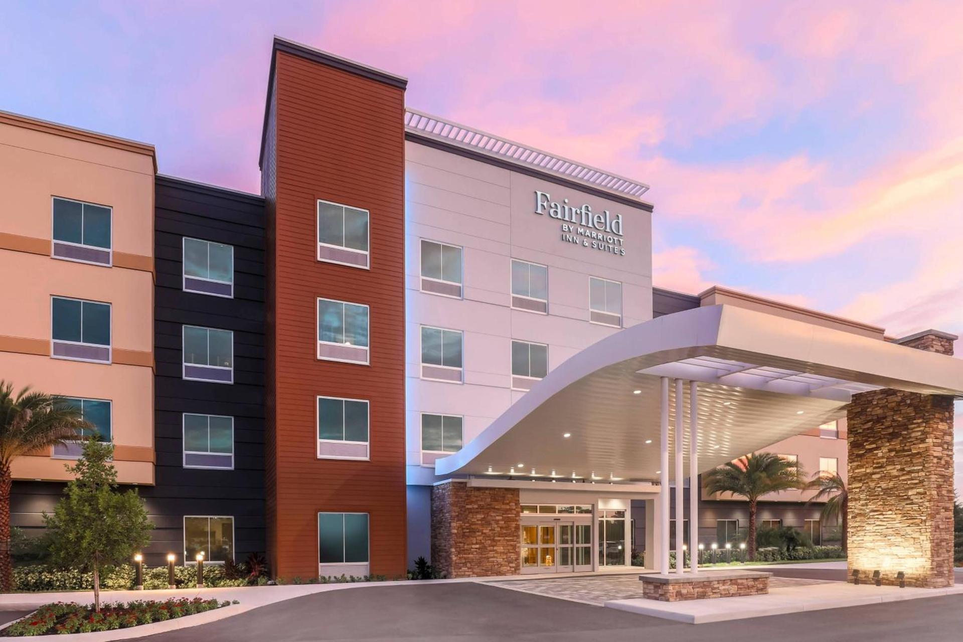 Fairfield by Marriott Inn & Suites Cape Coral North Fort Myers photo 2