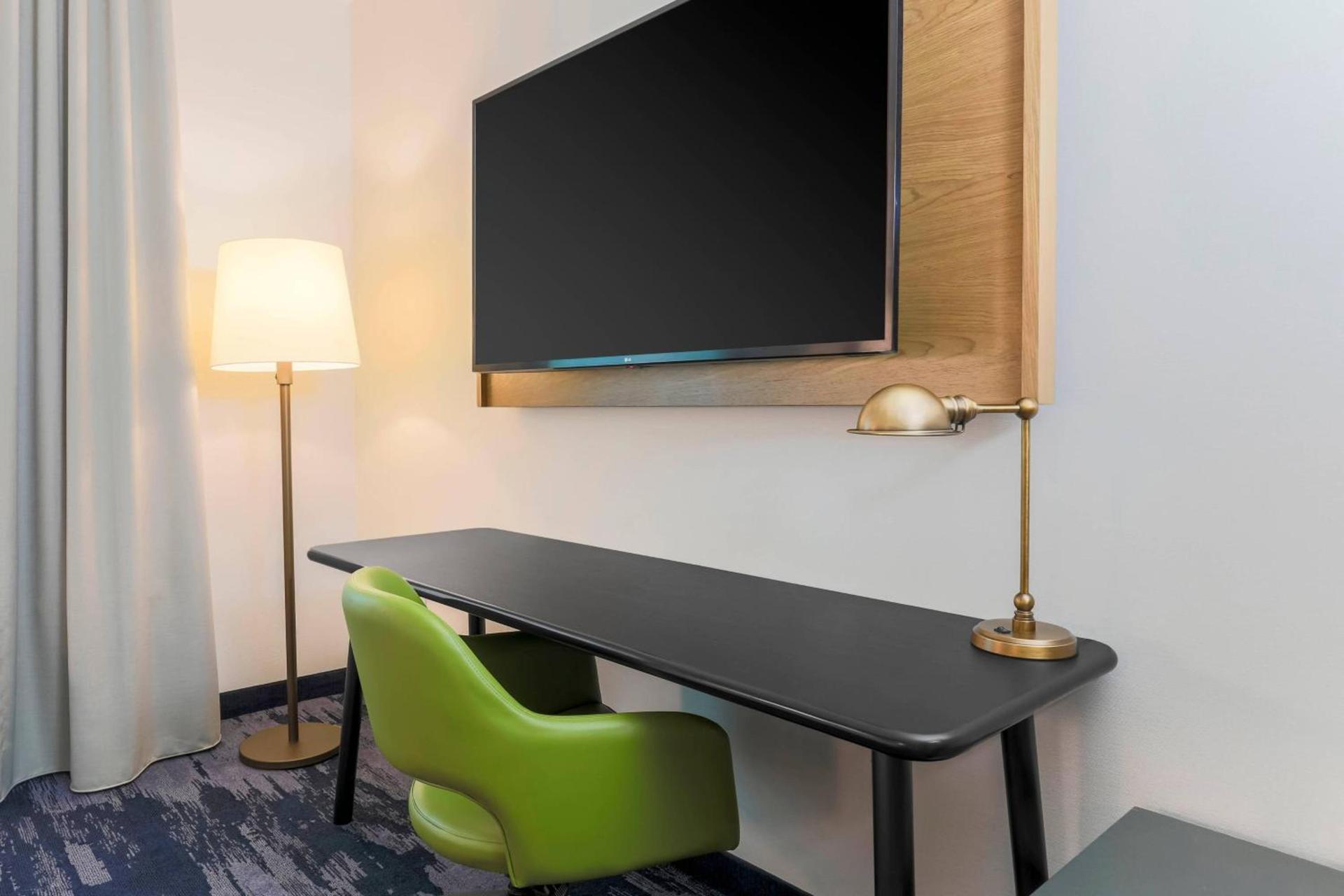 Fairfield by Marriott Inn & Suites Cape Coral North Fort Myers photo 11
