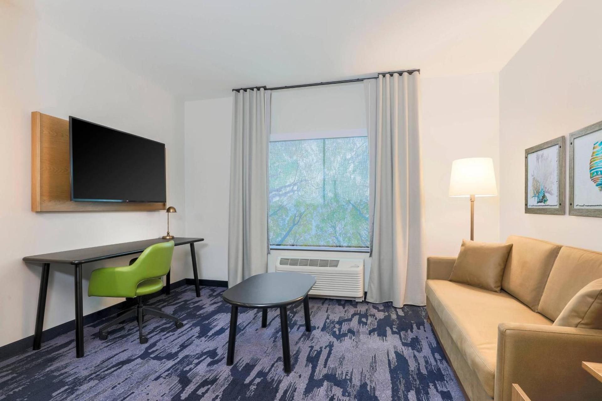 Fairfield by Marriott Inn & Suites Cape Coral North Fort Myers photo 19