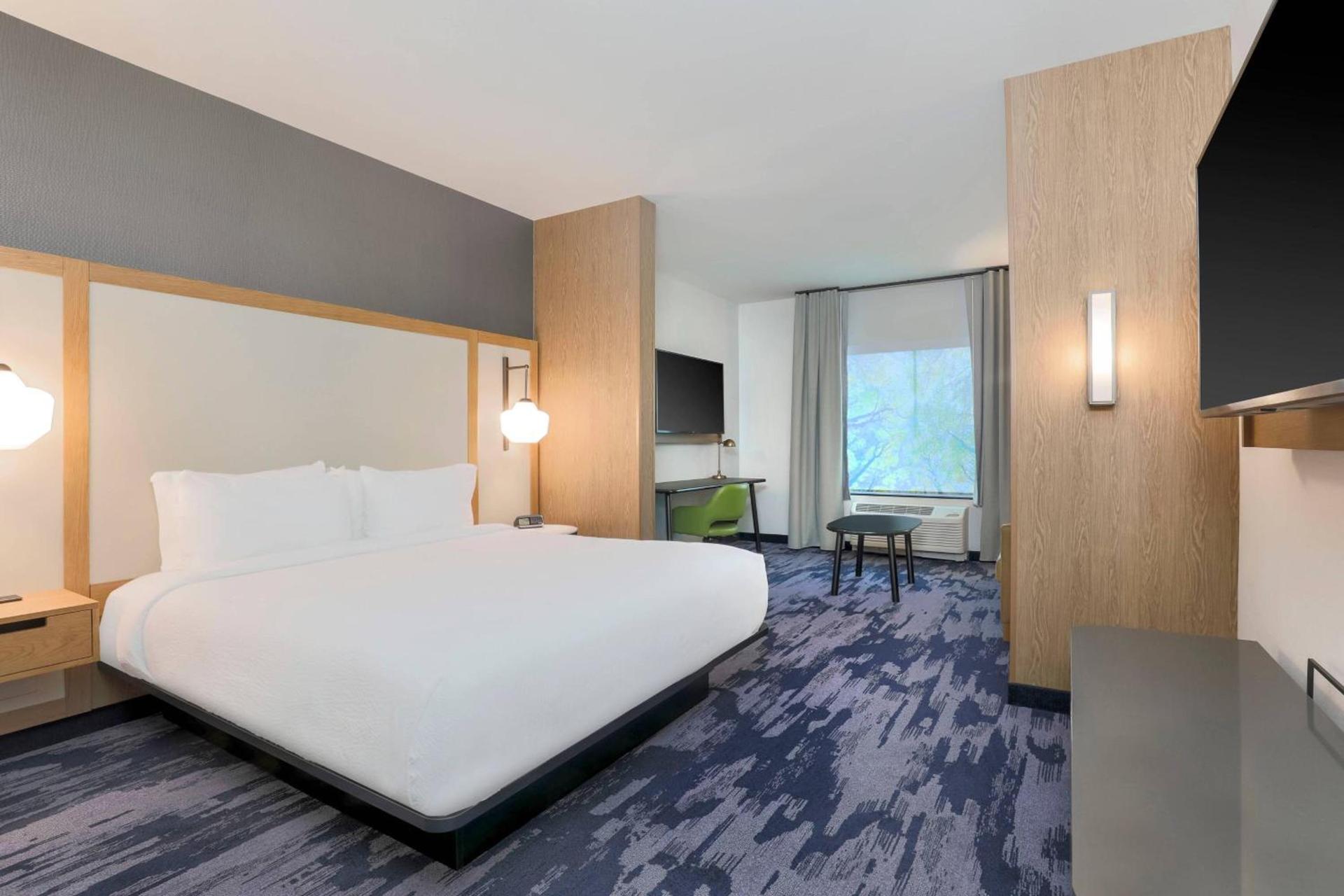 Fairfield by Marriott Inn & Suites Cape Coral North Fort Myers photo 21