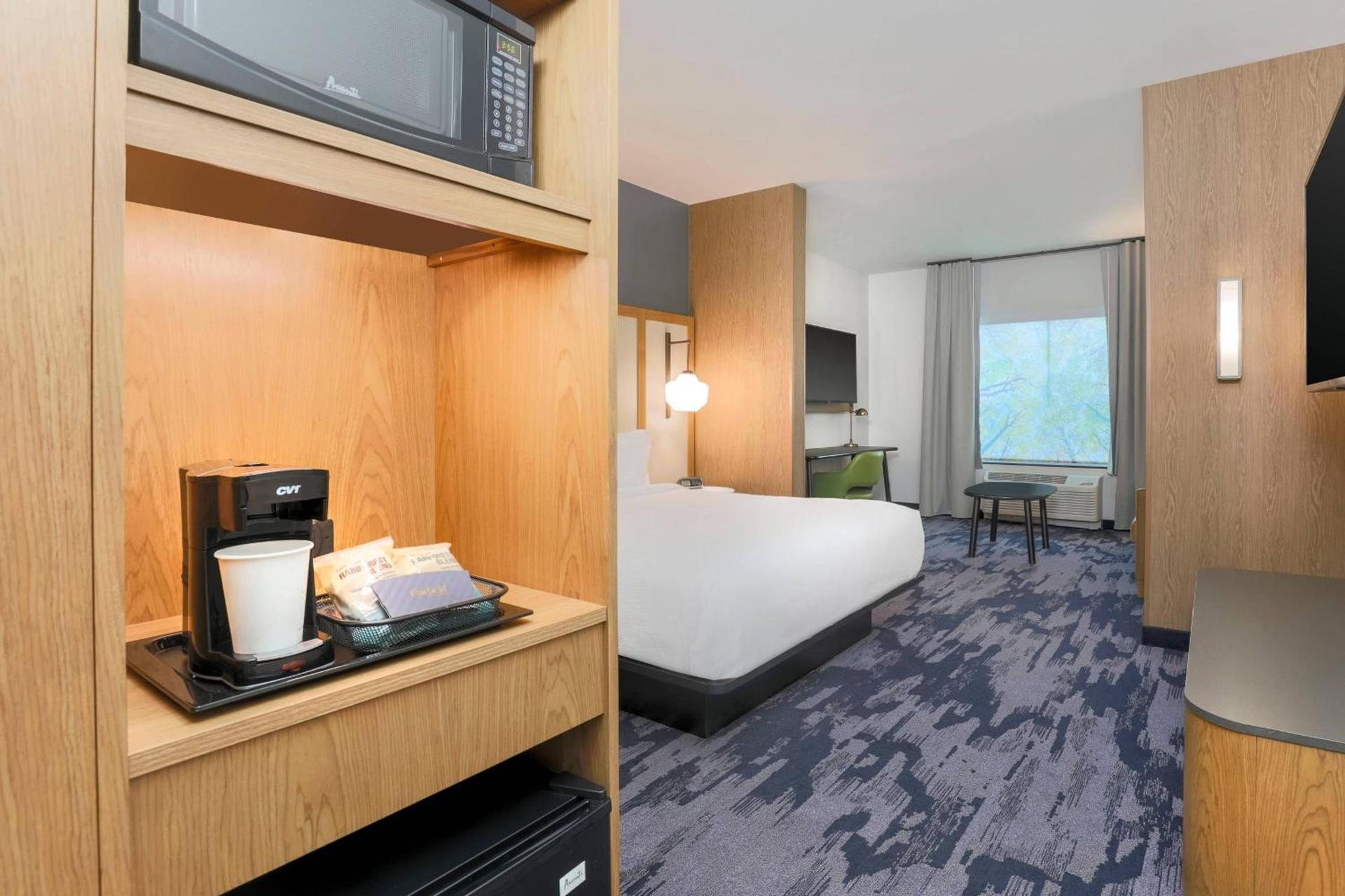 Fairfield by Marriott Inn & Suites Cape Coral North Fort Myers photo 20