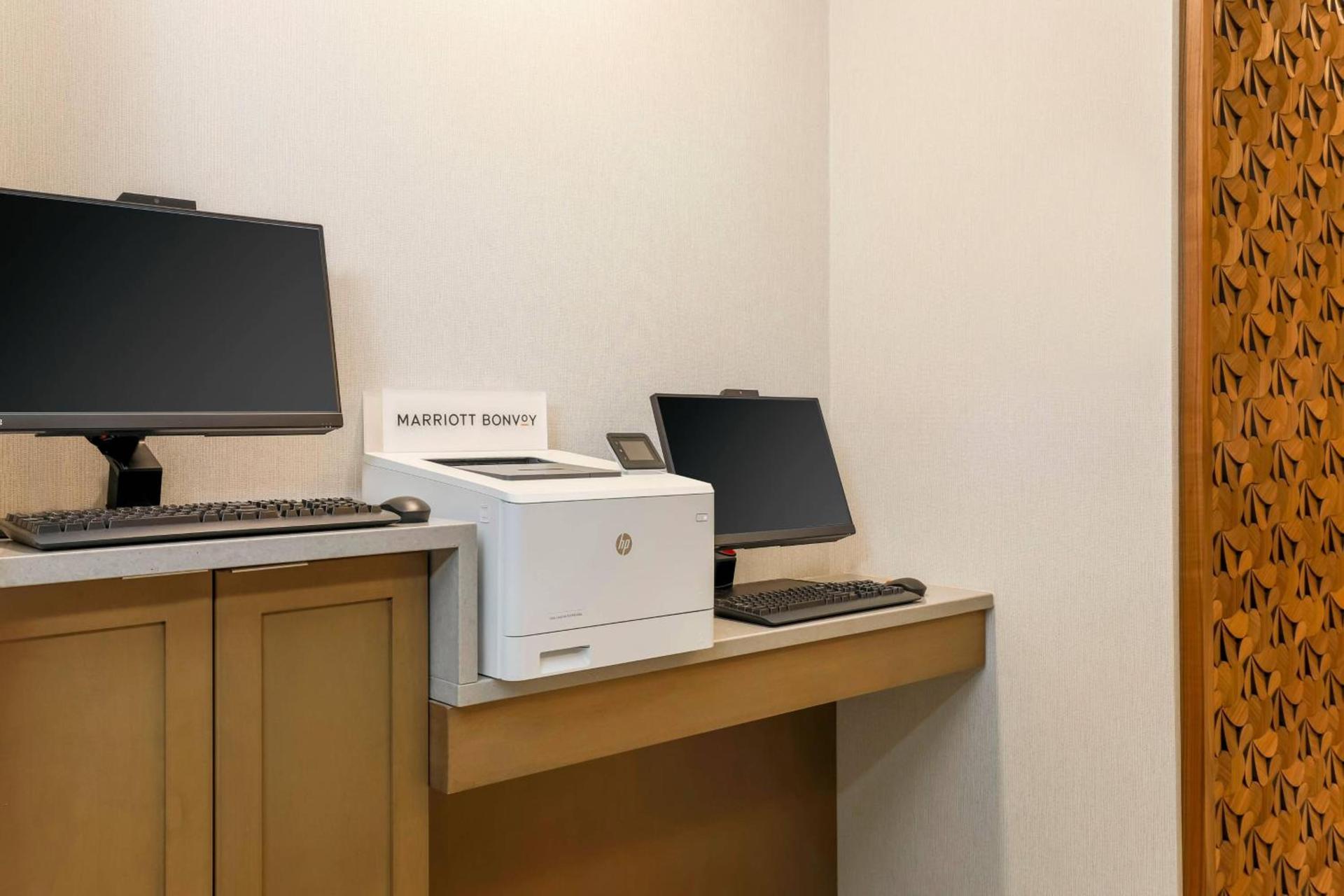 Fairfield by Marriott Inn & Suites Cape Coral North Fort Myers photo 24
