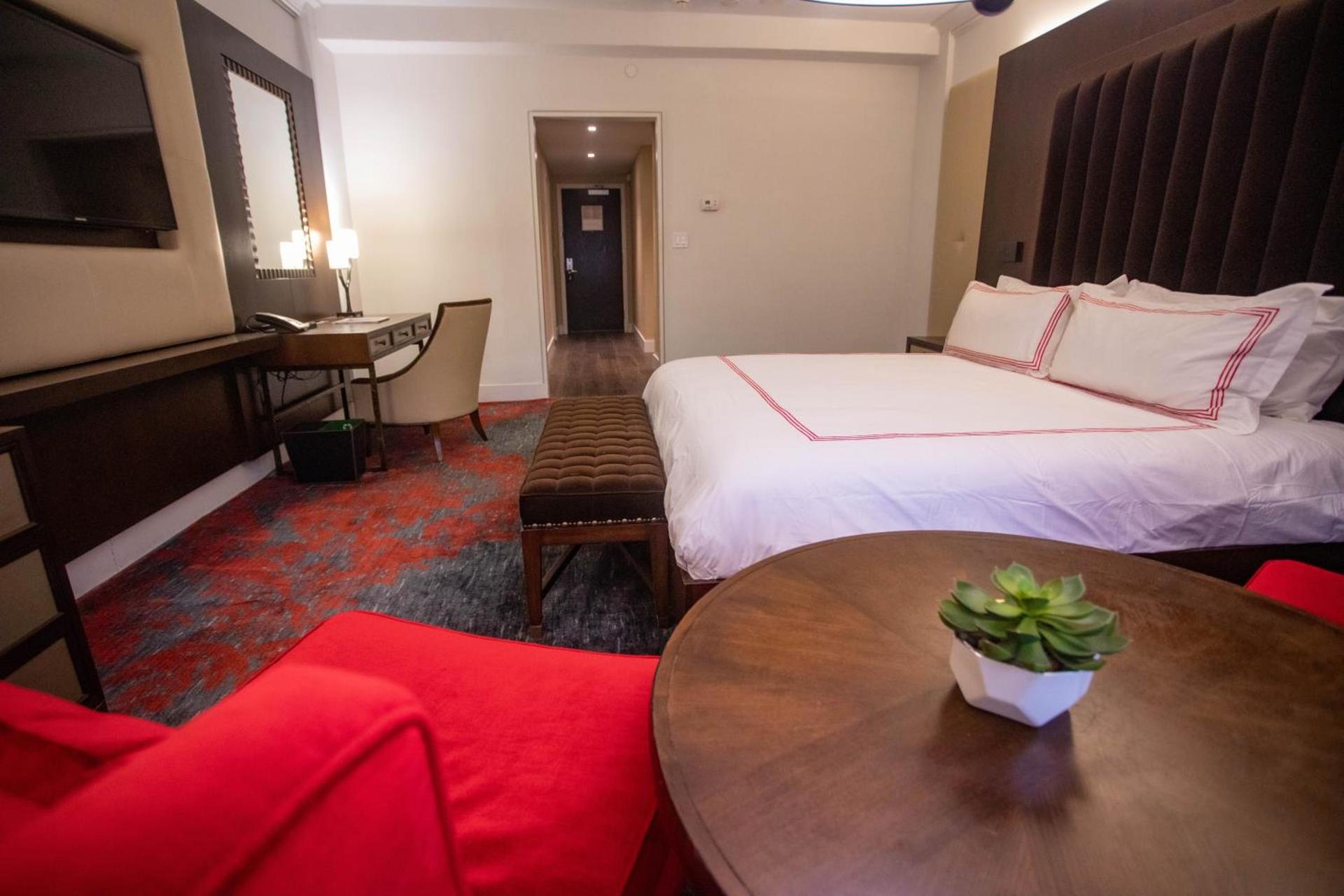 Lexington Plaza Hotel photo 58