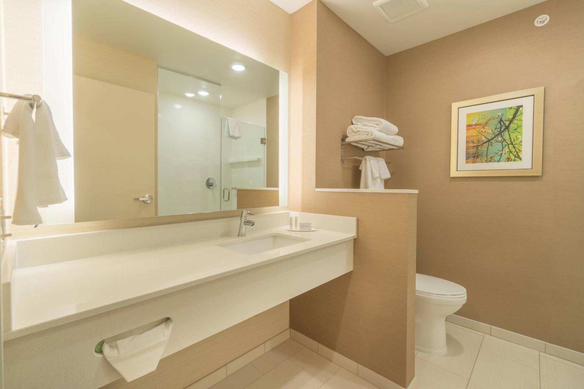 Fairfield Inn & Suites by Marriott Gaylord photo 8