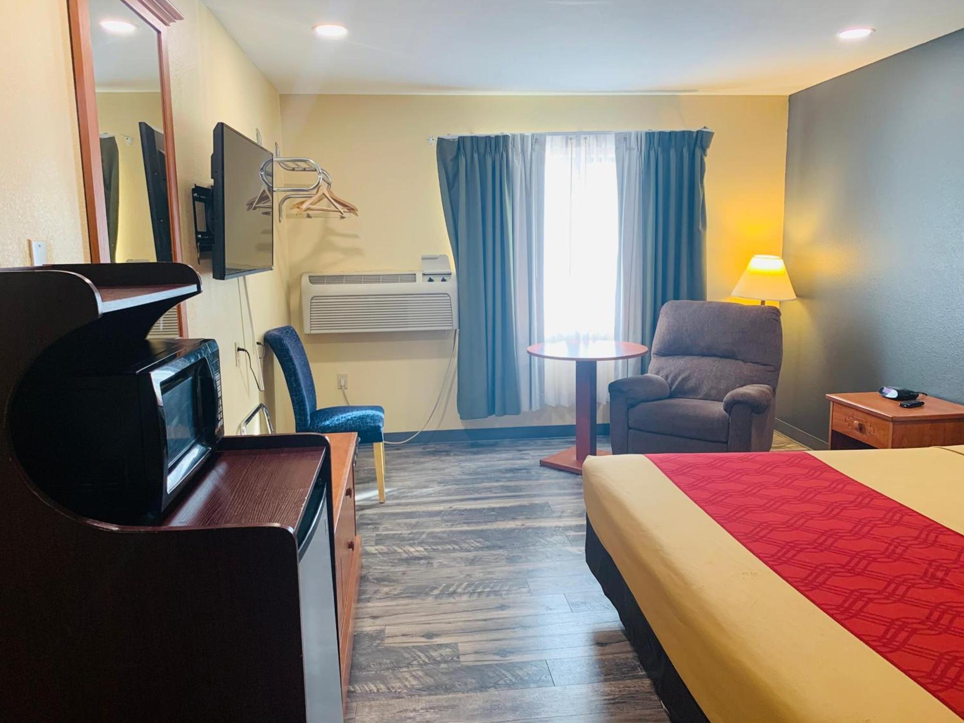 Rodeway Inn Winslow I-40 photo 24