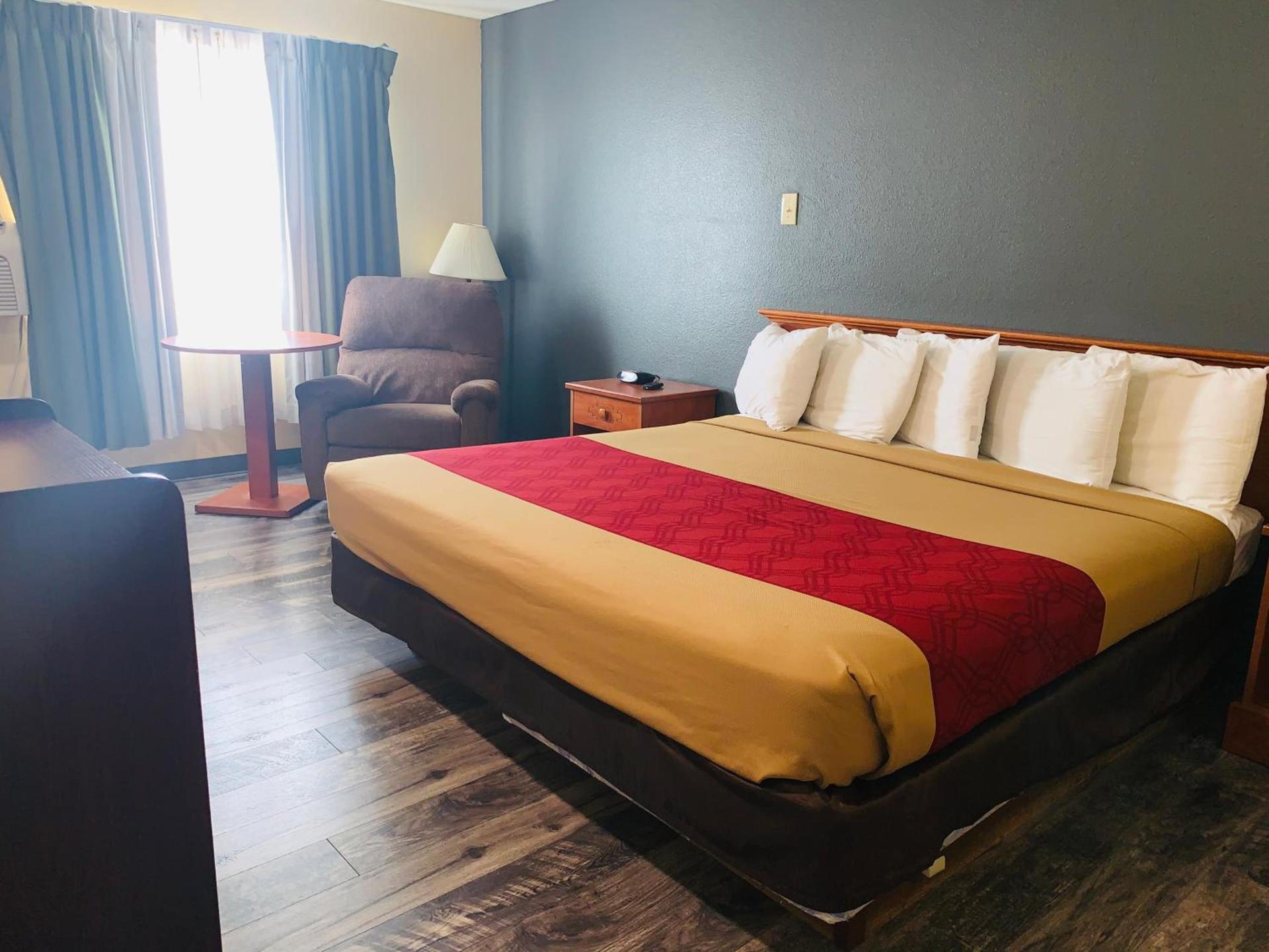 Rodeway Inn Winslow I-40 photo 26