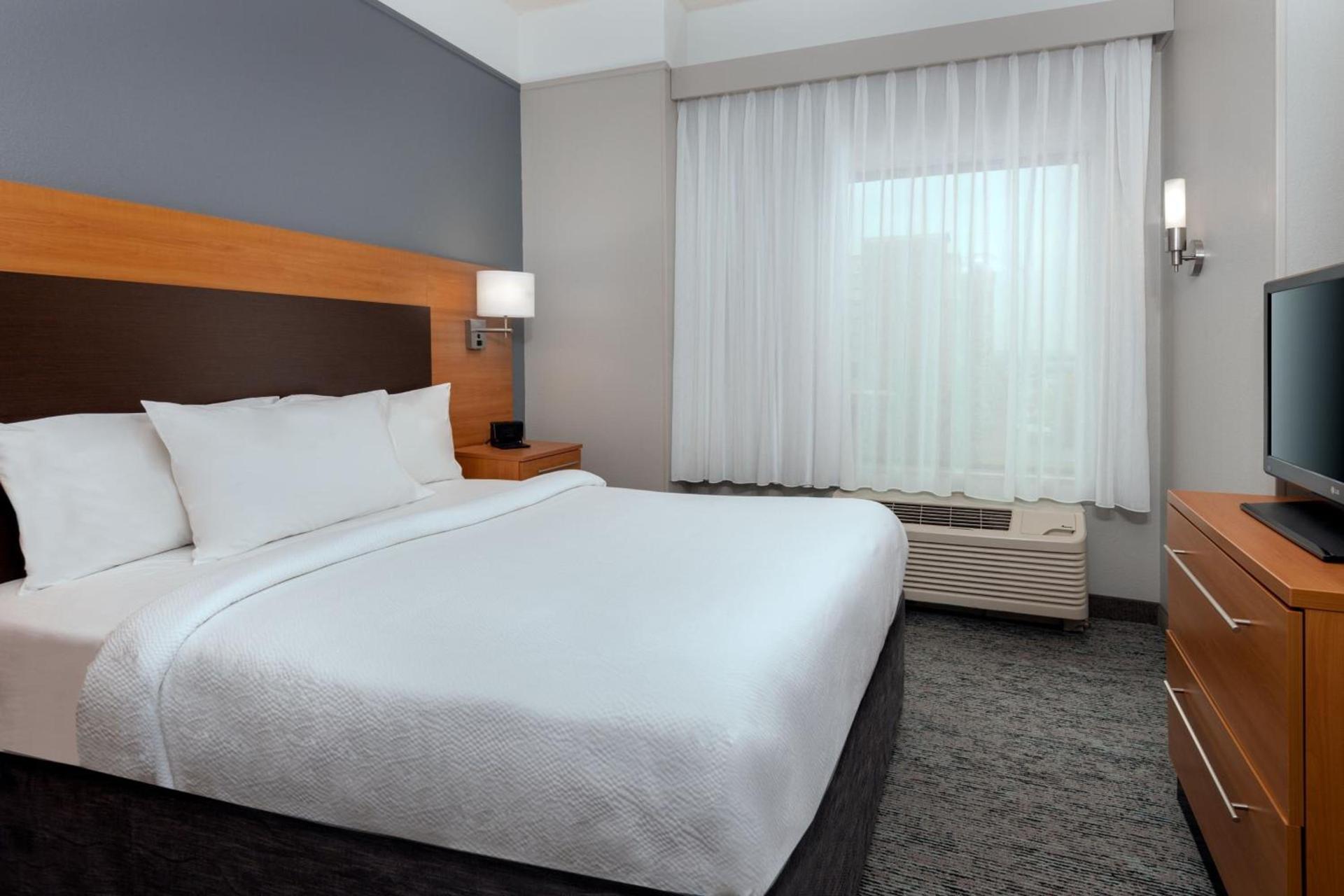 TownePlace Suites Buffalo Airport photo 14