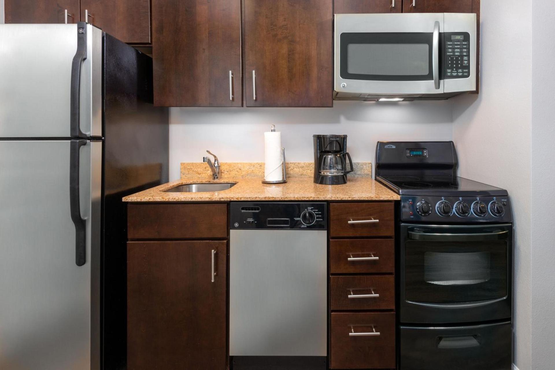 TownePlace Suites Buffalo Airport photo 24