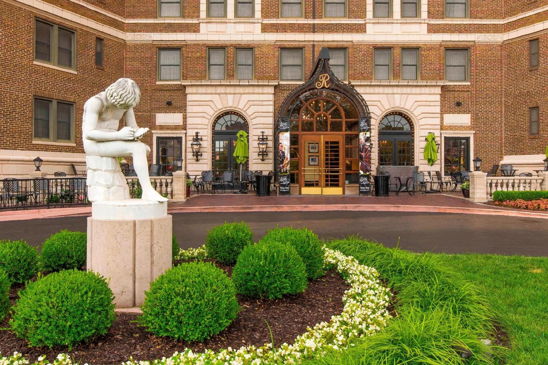 The Raphael Hotel, Autograph Collection photo 45