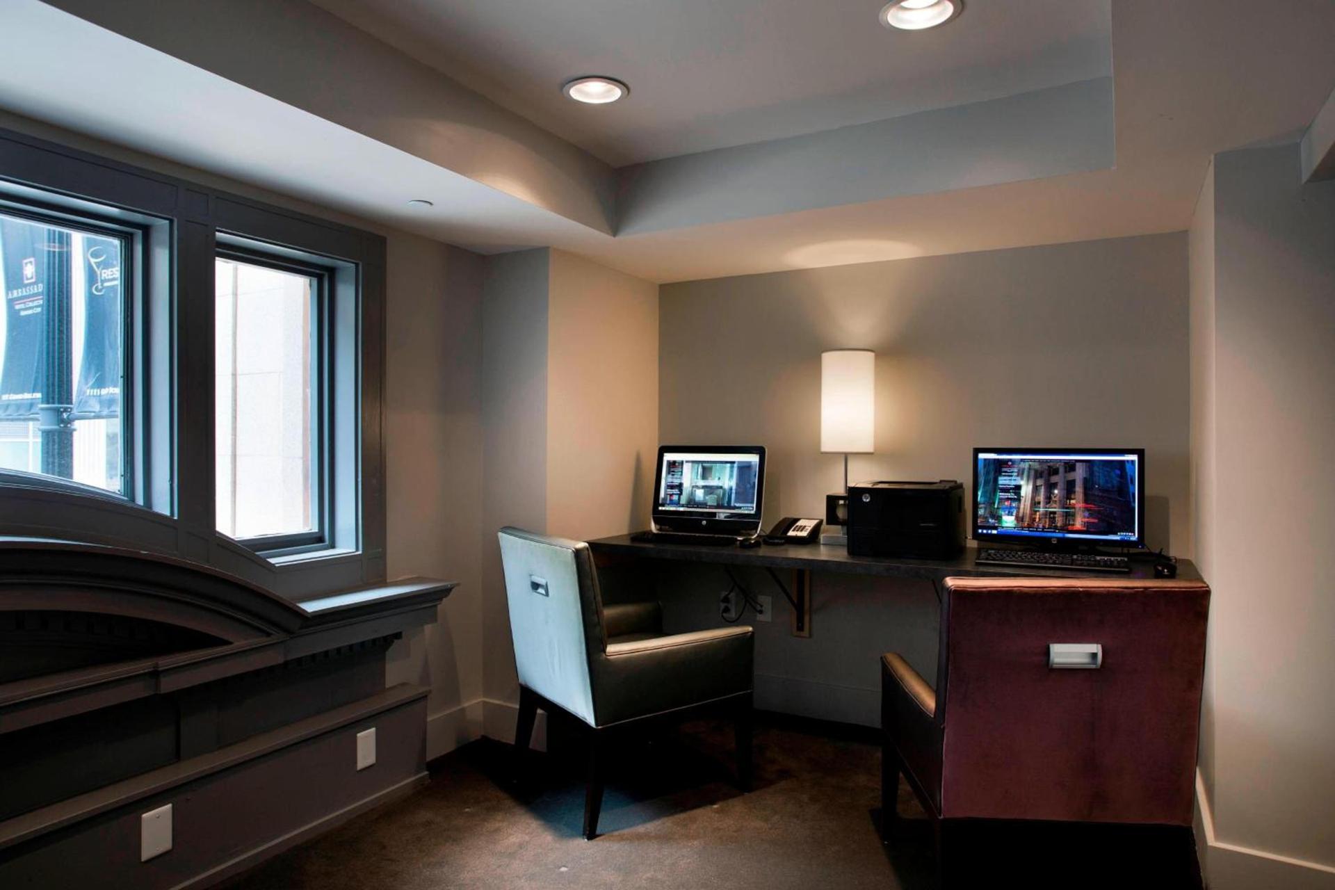Ambassador Hotel Kansas City, Autograph Collection photo 5