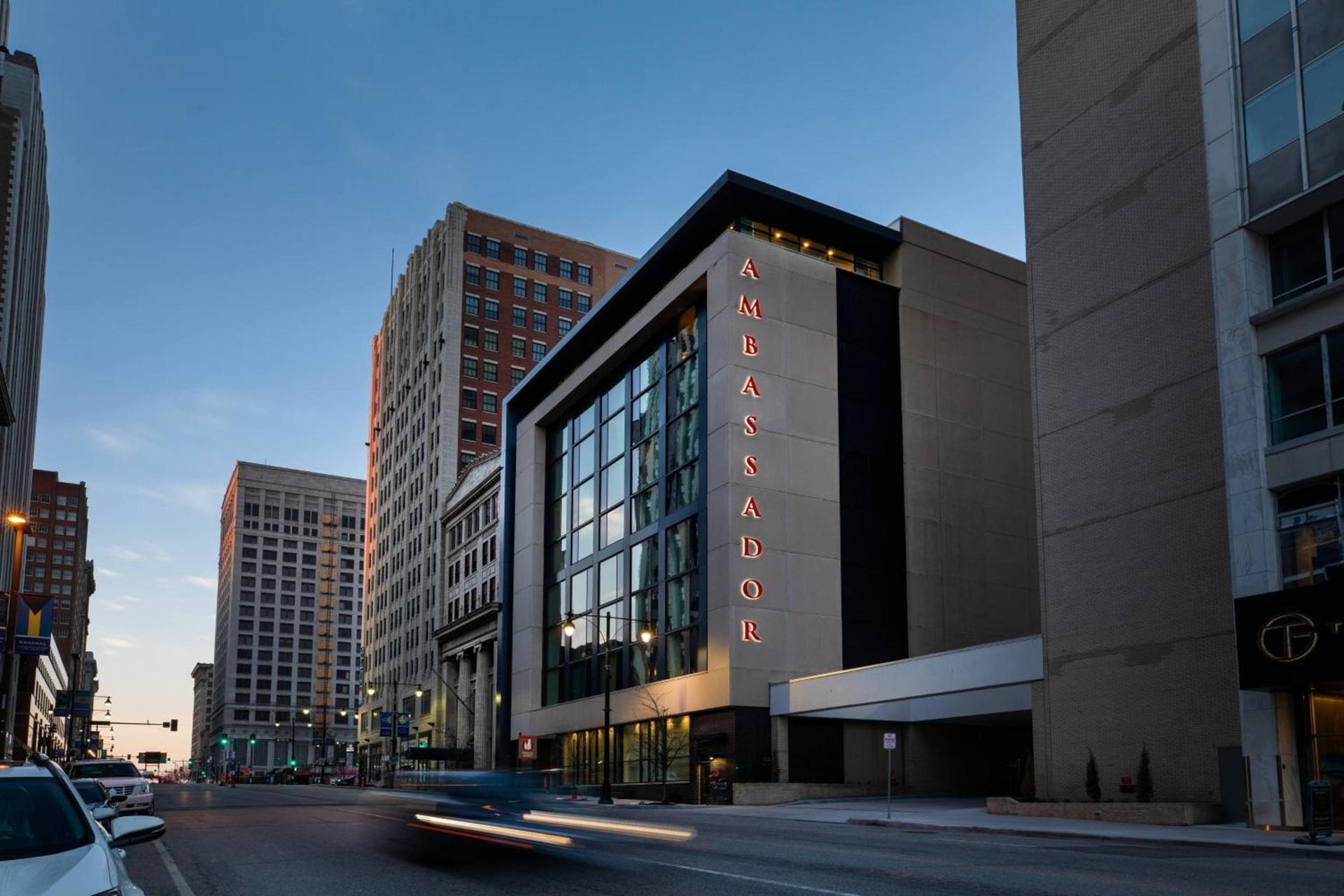 Ambassador Hotel Kansas City, Autograph Collection photo 1