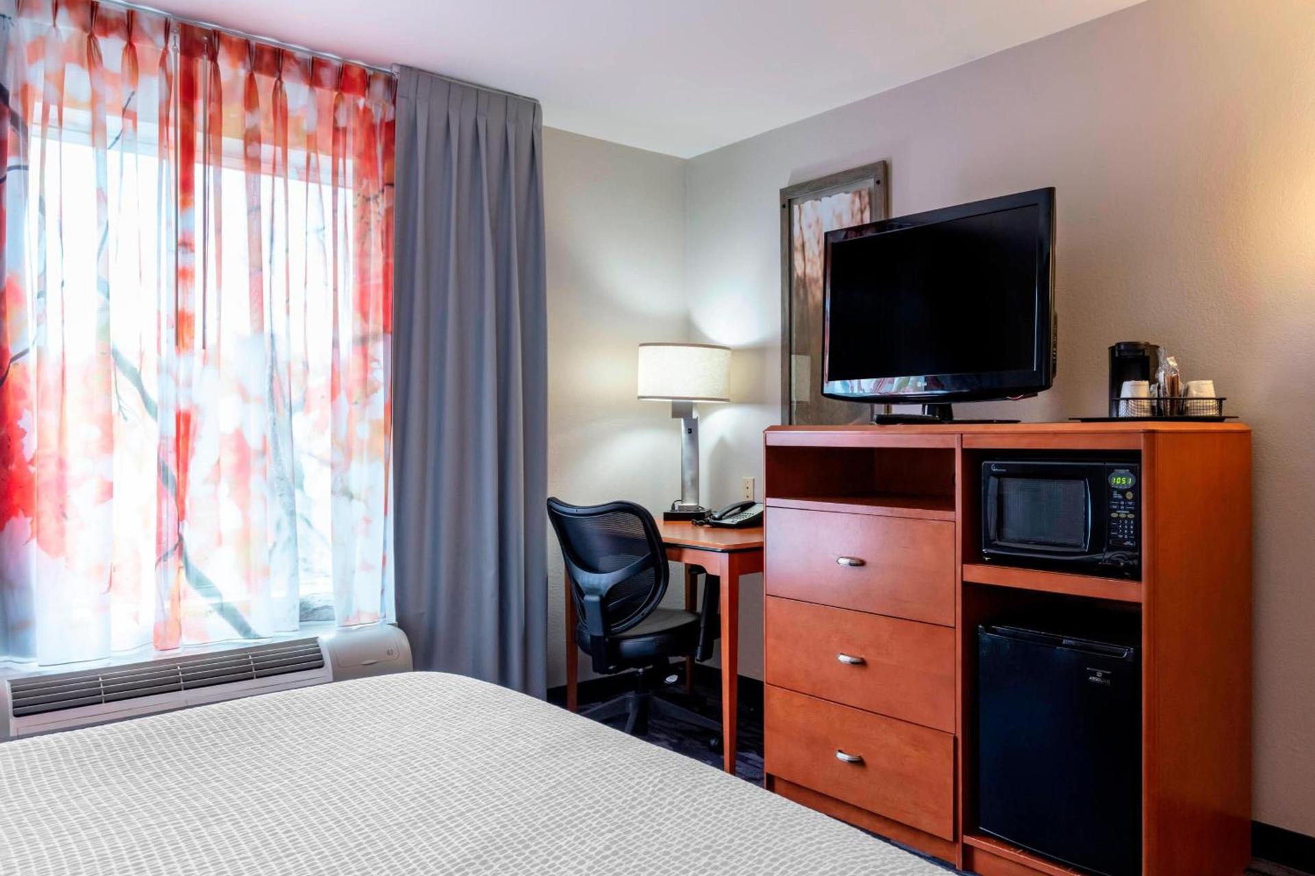 Fairfield Inn & Suites Columbus photo 9
