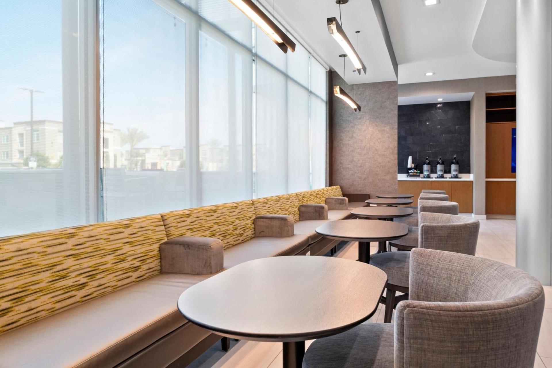 SpringHill Suites by Marriott Riverside Redlands photo 7