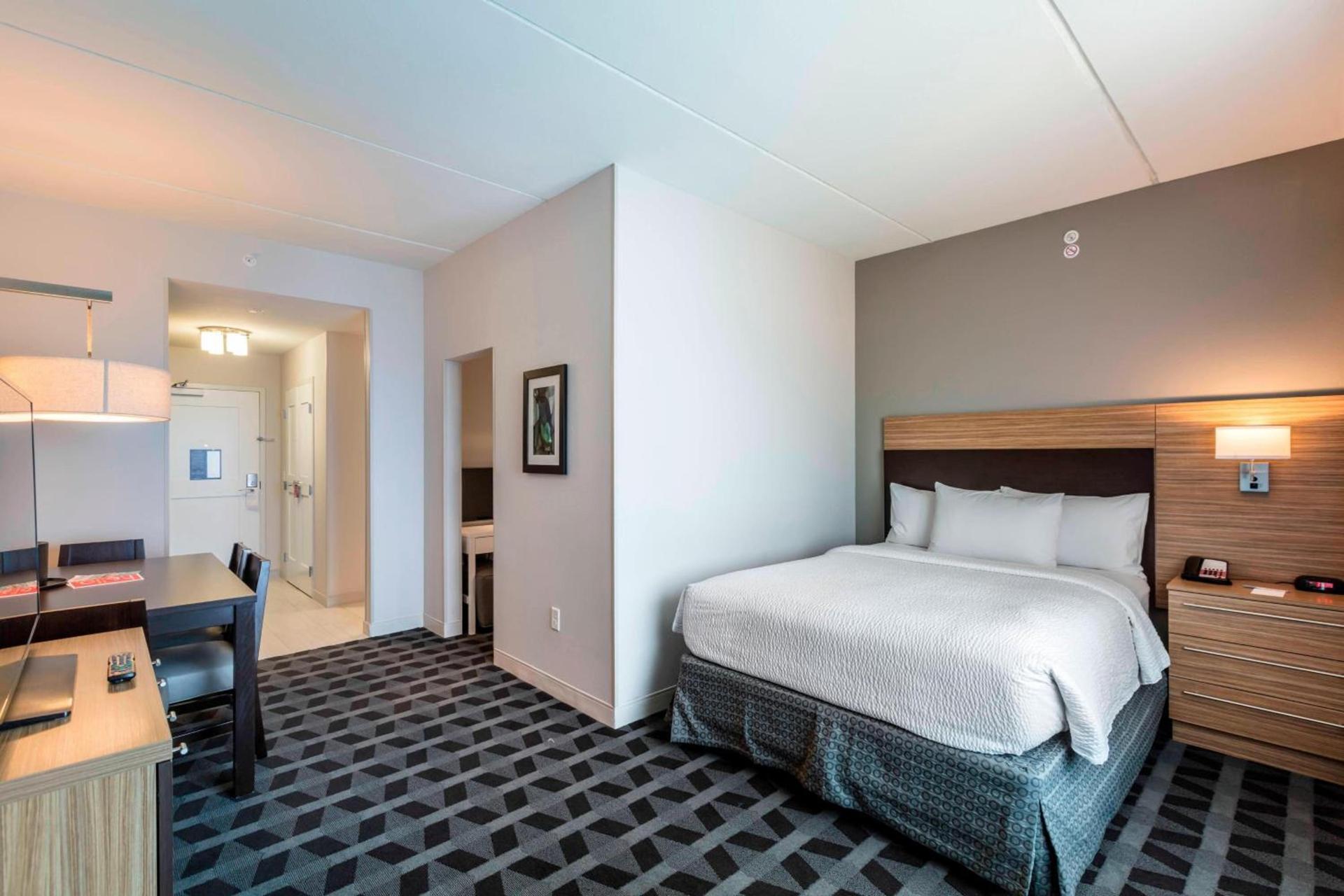 TownePlace Suites by Marriott Orlando at SeaWorld photo 7