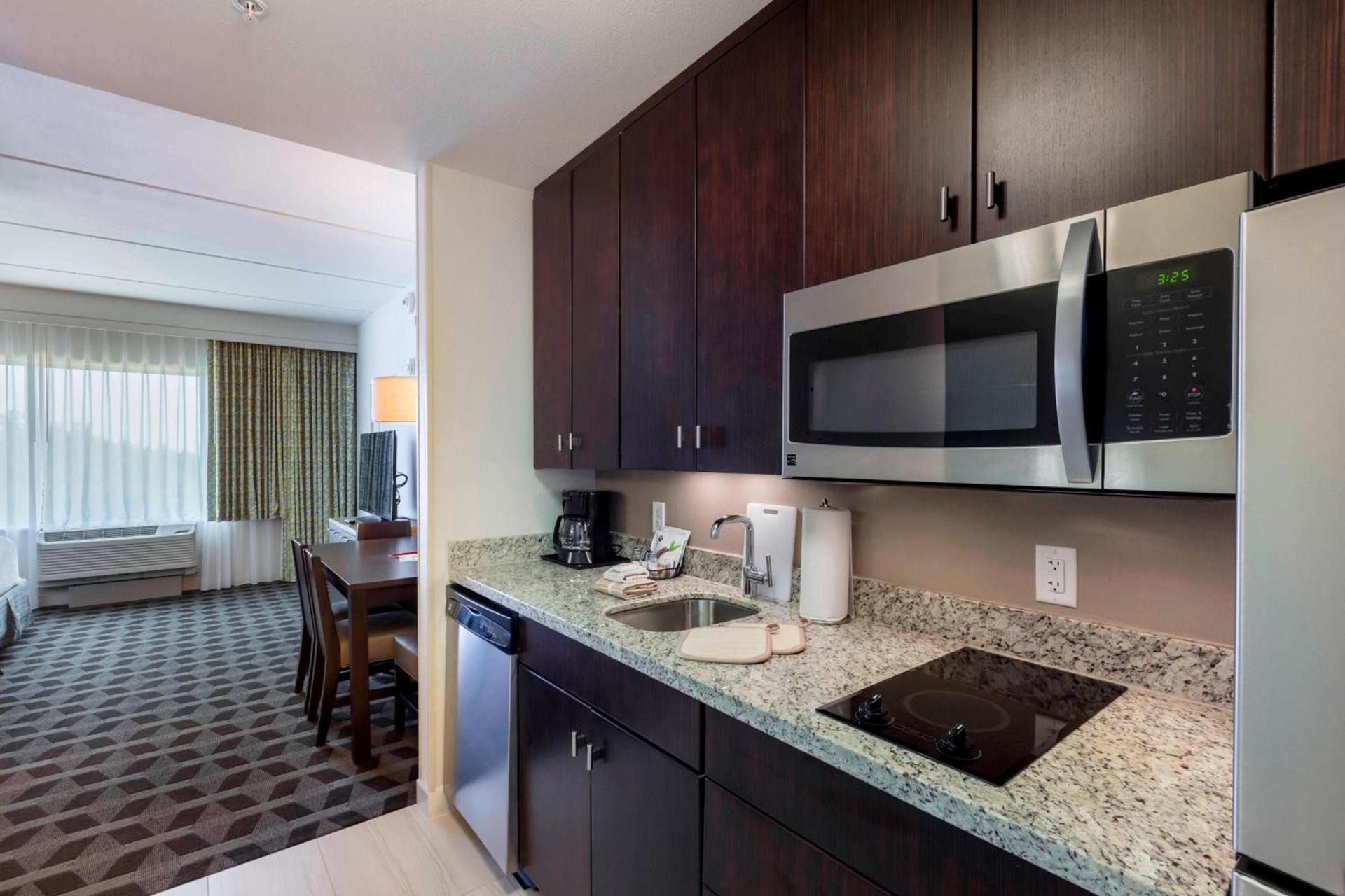 TownePlace Suites by Marriott Orlando at SeaWorld photo 10