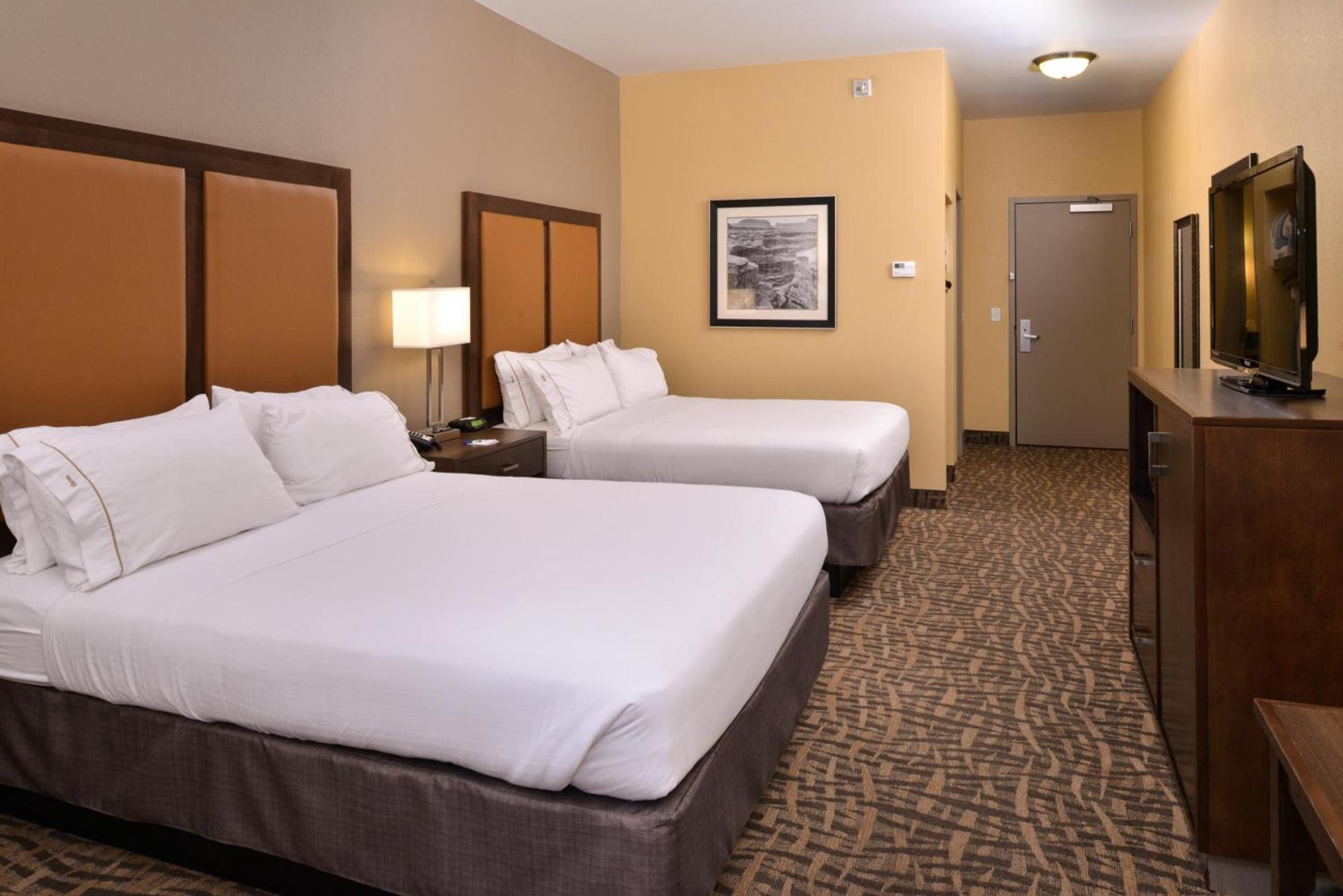 Holiday Inn Express & Suites Page - Lake Powell Area by IHG photo 9
