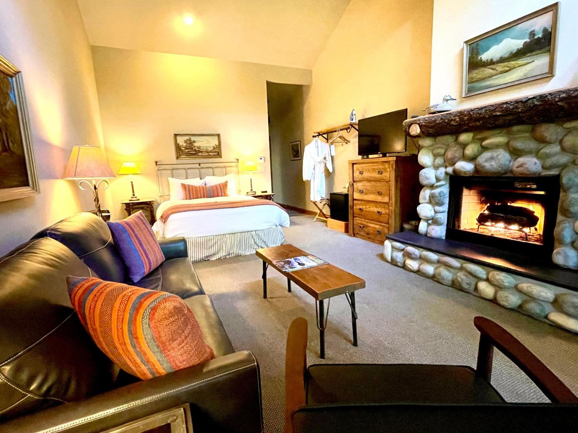Weasku Inn photo 20