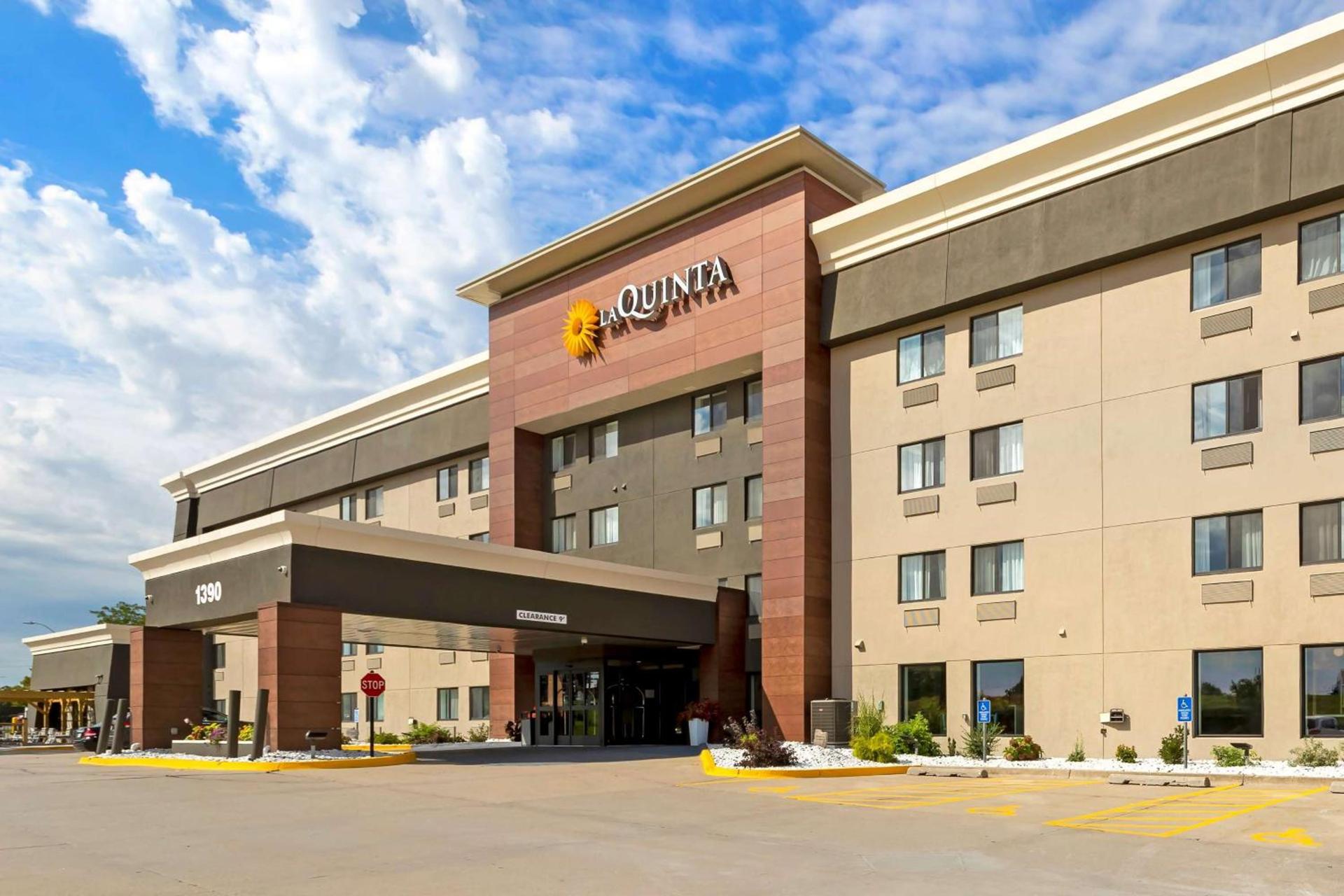 La Quinta by Wyndham Des Moines West Clive photo 3