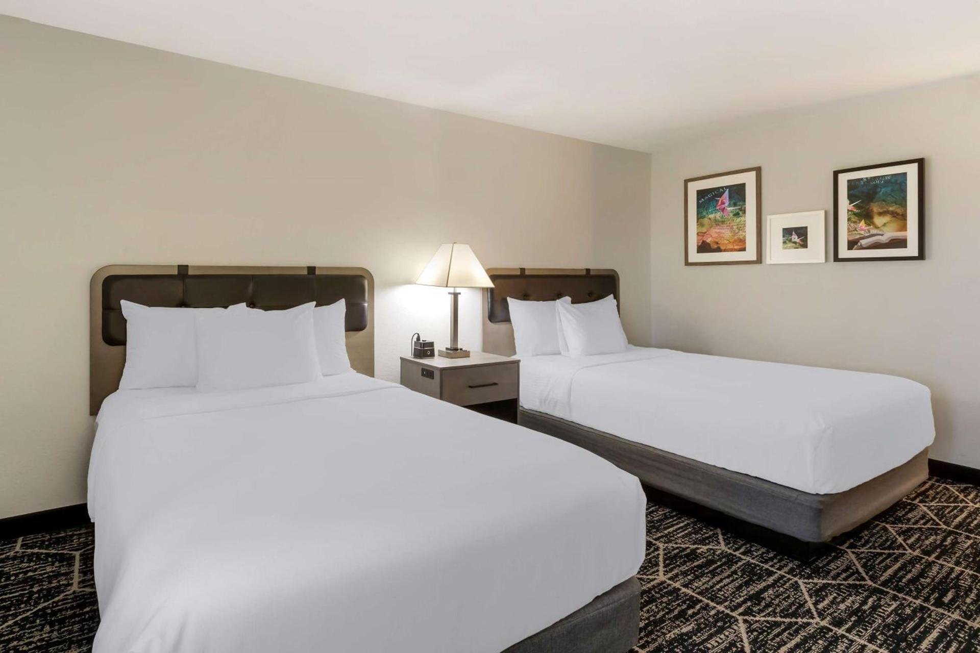 La Quinta by Wyndham Des Moines West Clive photo 34