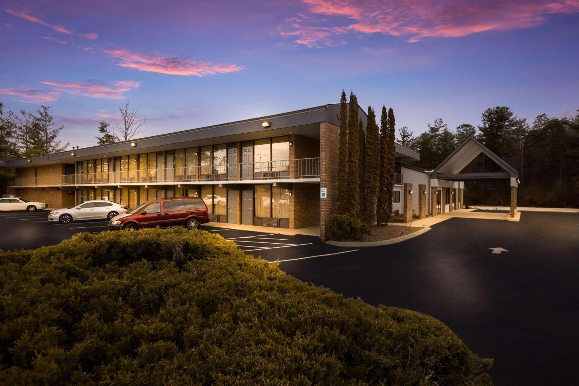 Quality Inn Asheville Airport photo 7