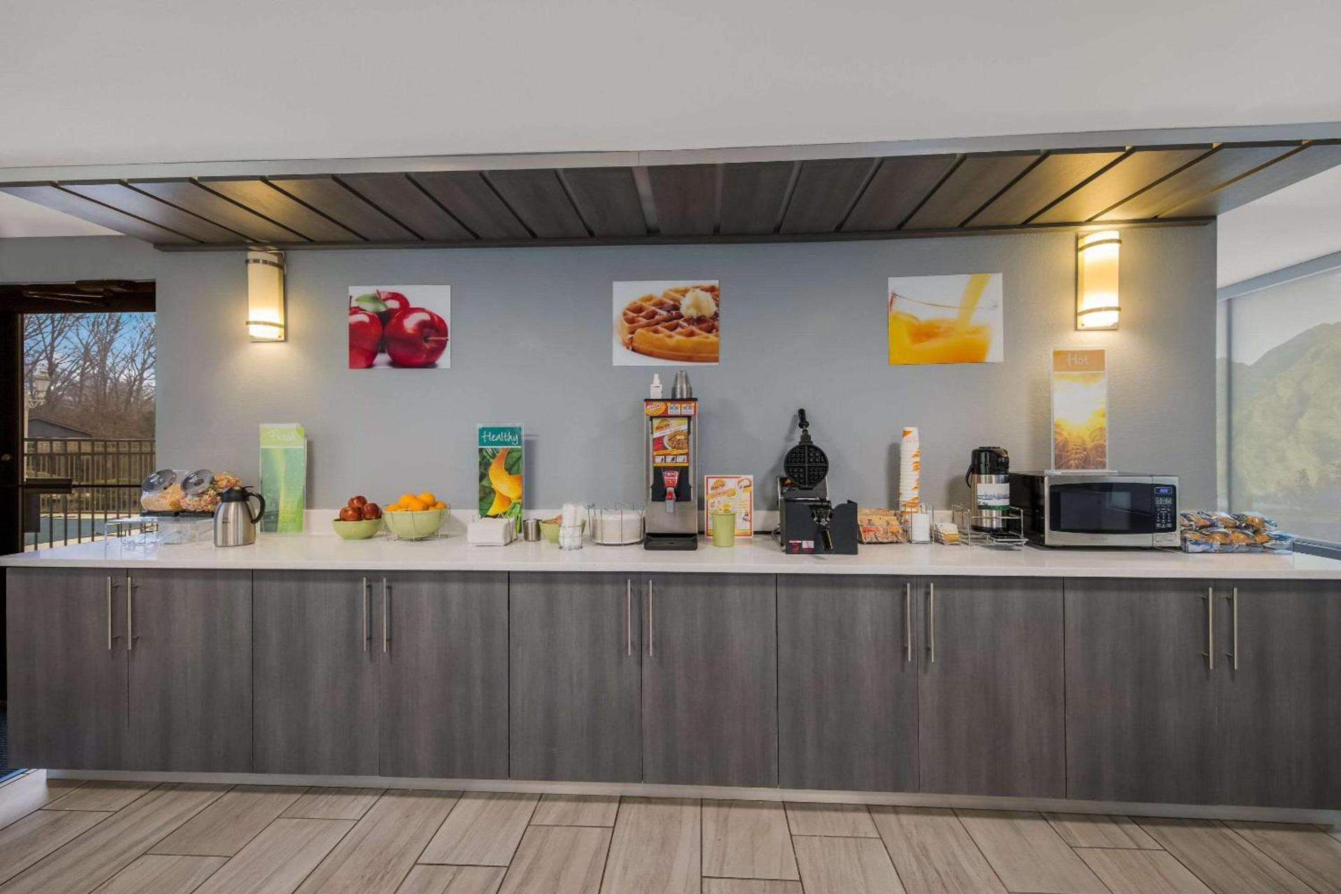 Quality Inn Asheville Airport photo 23