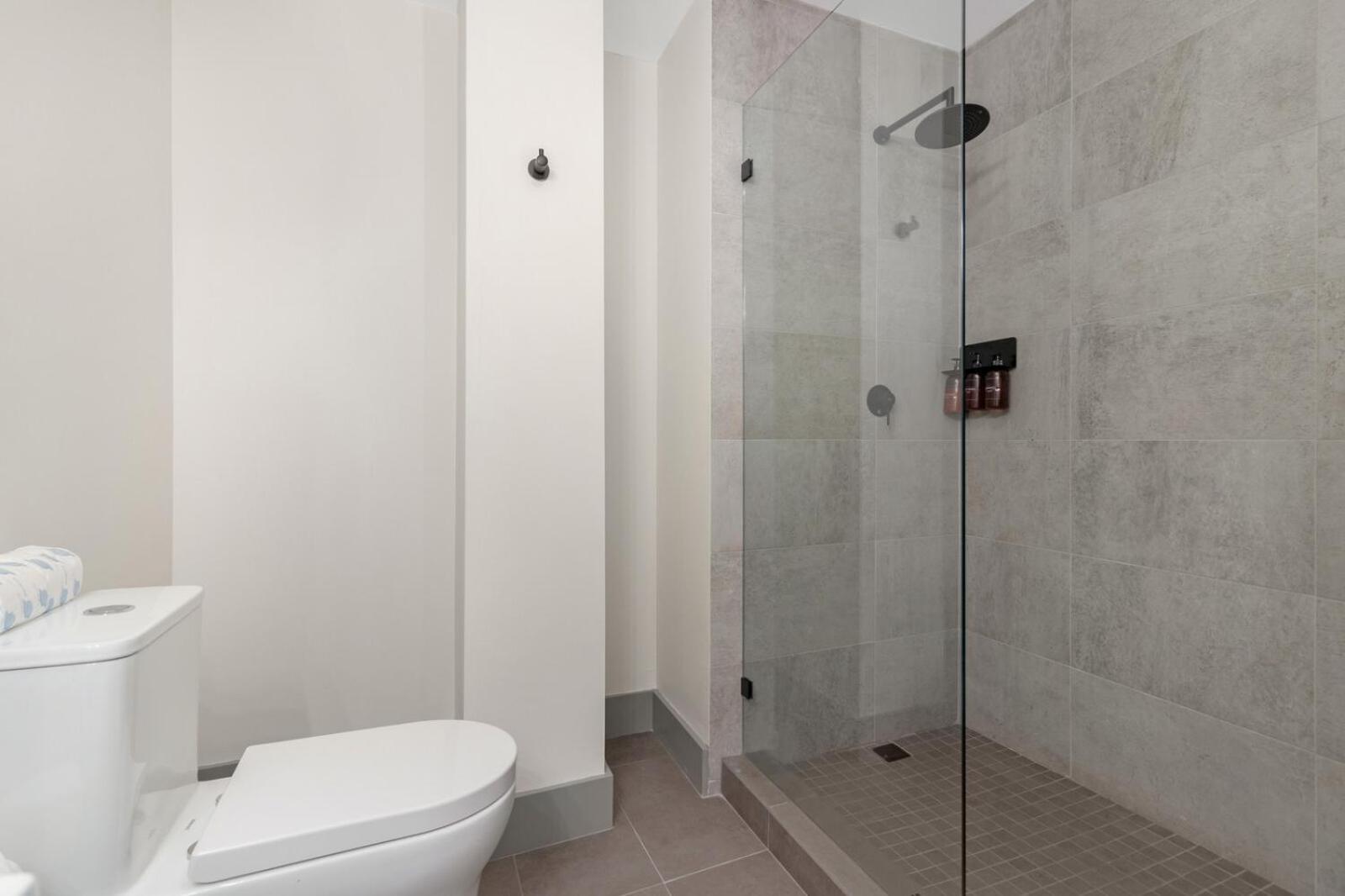Roami at Habitat Brickell photo 10